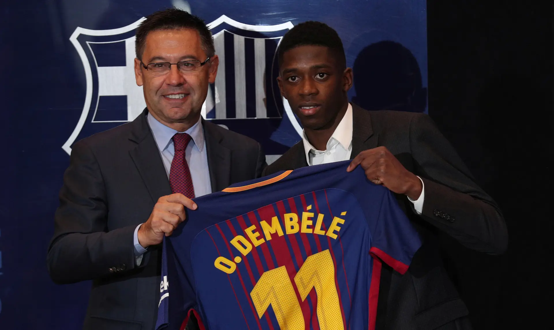 Dembelé rejeita comparações com Neymar e quer "crescer" no FC Barcelona