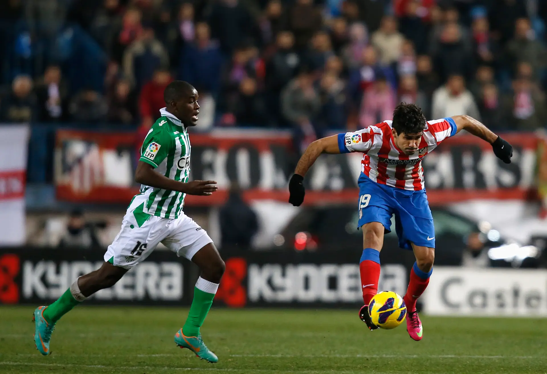 Joel Campbell novamente emprestado ao Betis