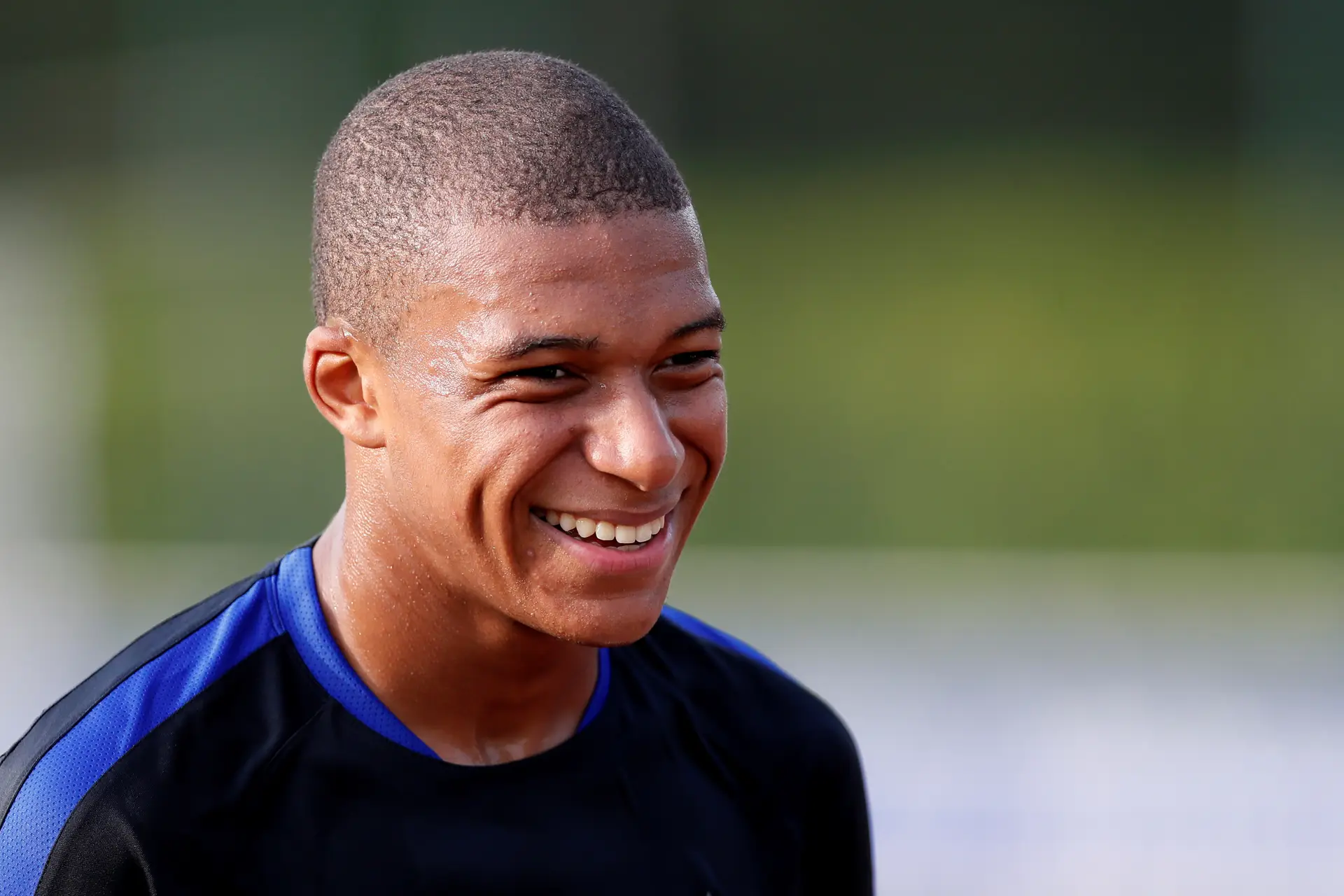 Mbappé confirmado no PSG
