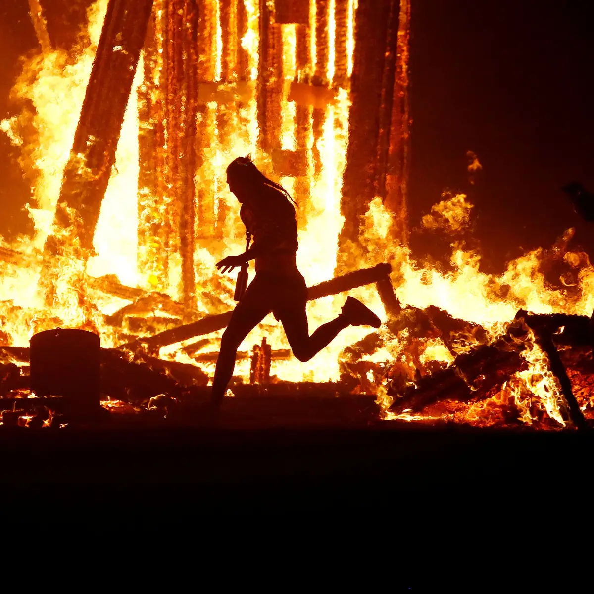 Loucura levada ao extremo no Burning Man - SIC Notícias