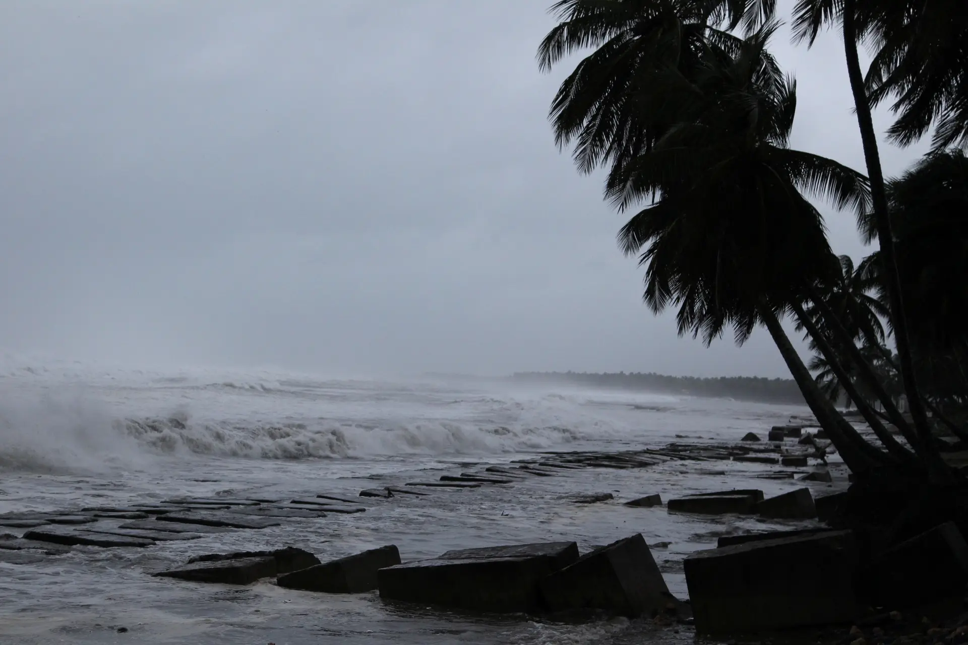 Costa da Florida será atingida pelo Irma no fim de semana e será "destrutivo"
