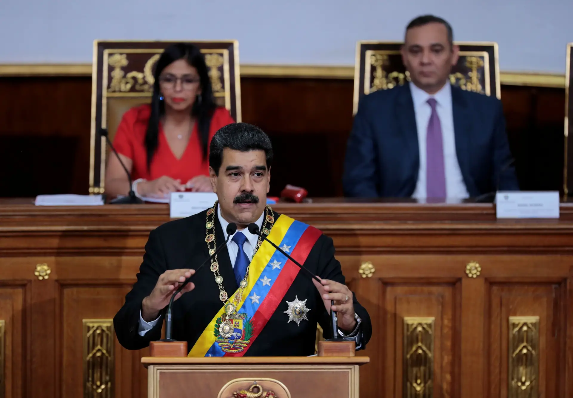 Bloqueio dos EUA impede Venezuela de comprar alimentos, diz Maduro