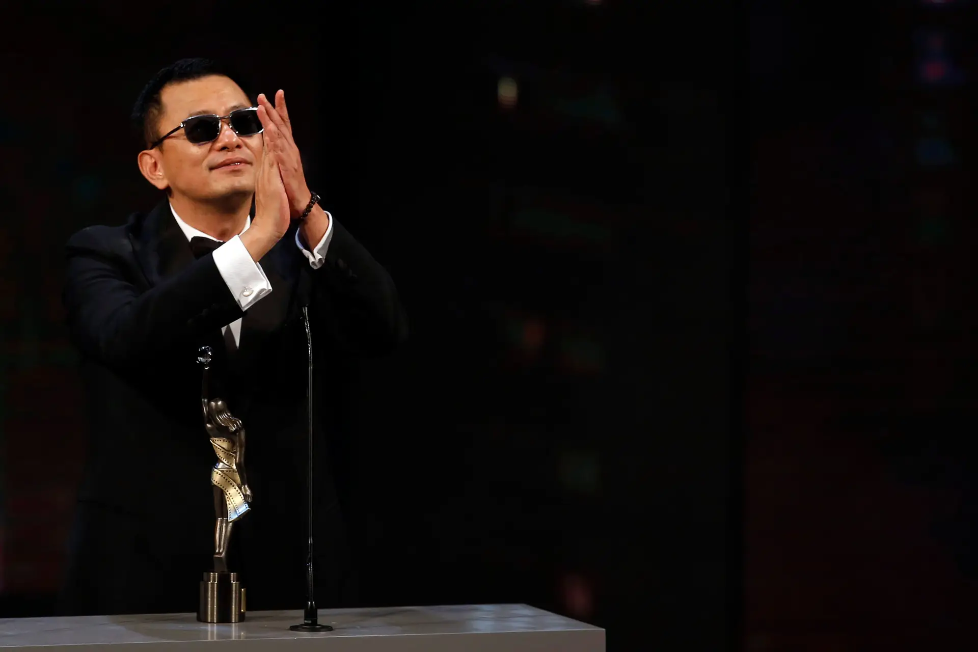 Wong KarWai vai realizar série "Tong Wars" para a Amazon SIC Notícias