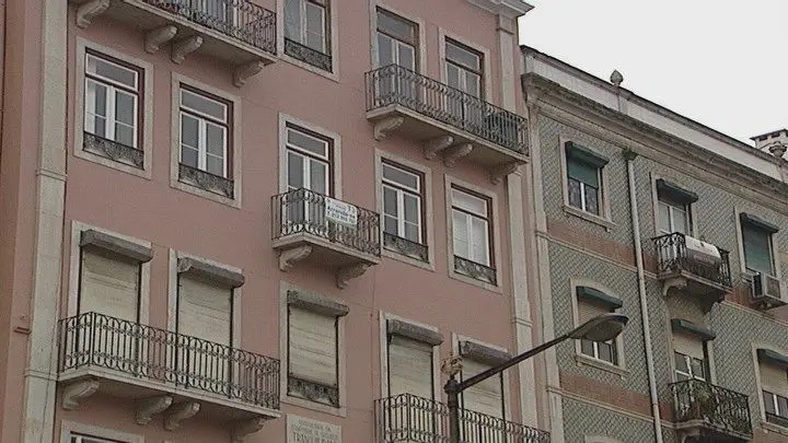 DECO deteta cobrança indevida de 95 milhões de IMI em cinco anos