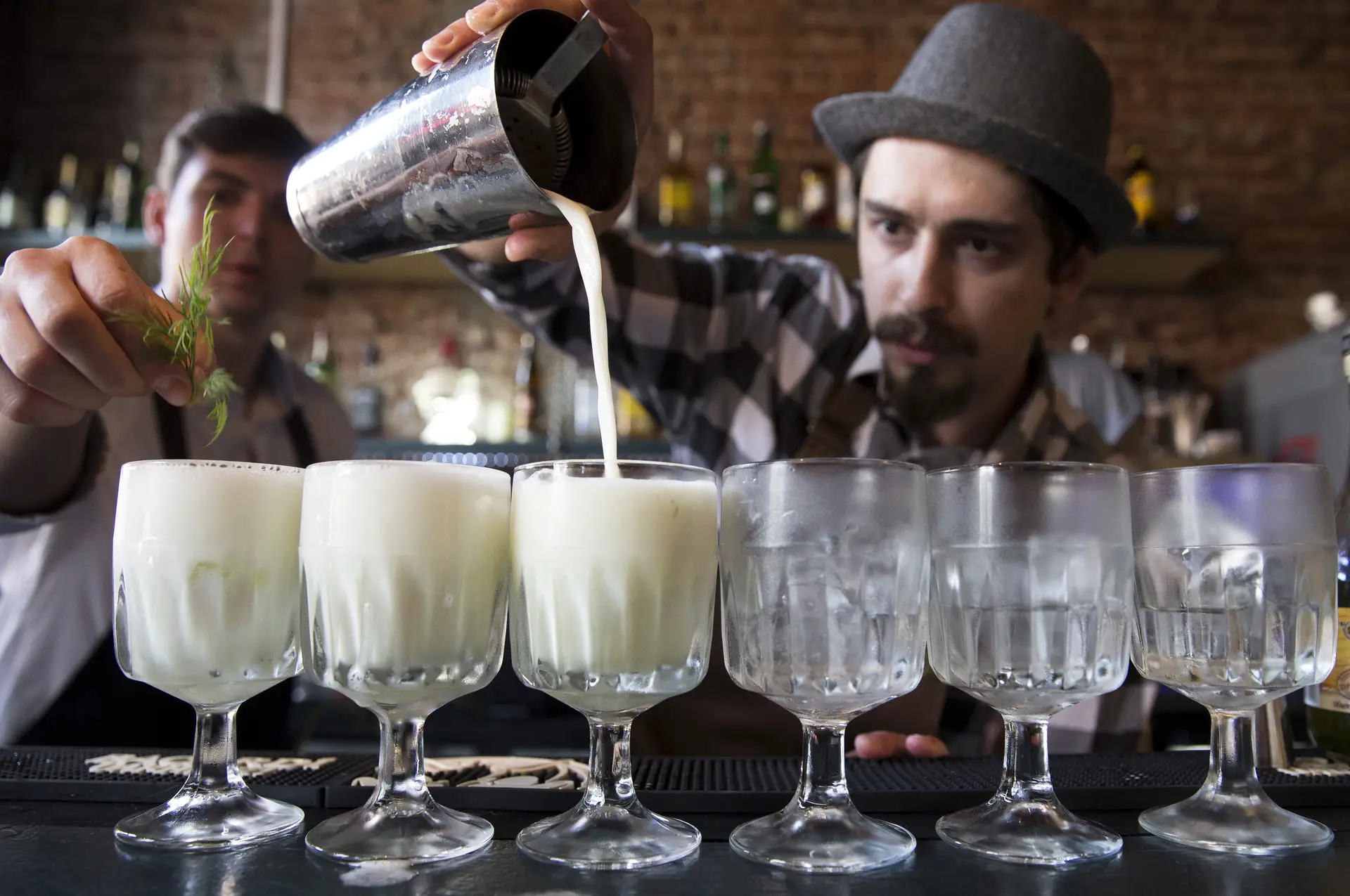 Bebidas espirituosas querem manter imposto até 2020