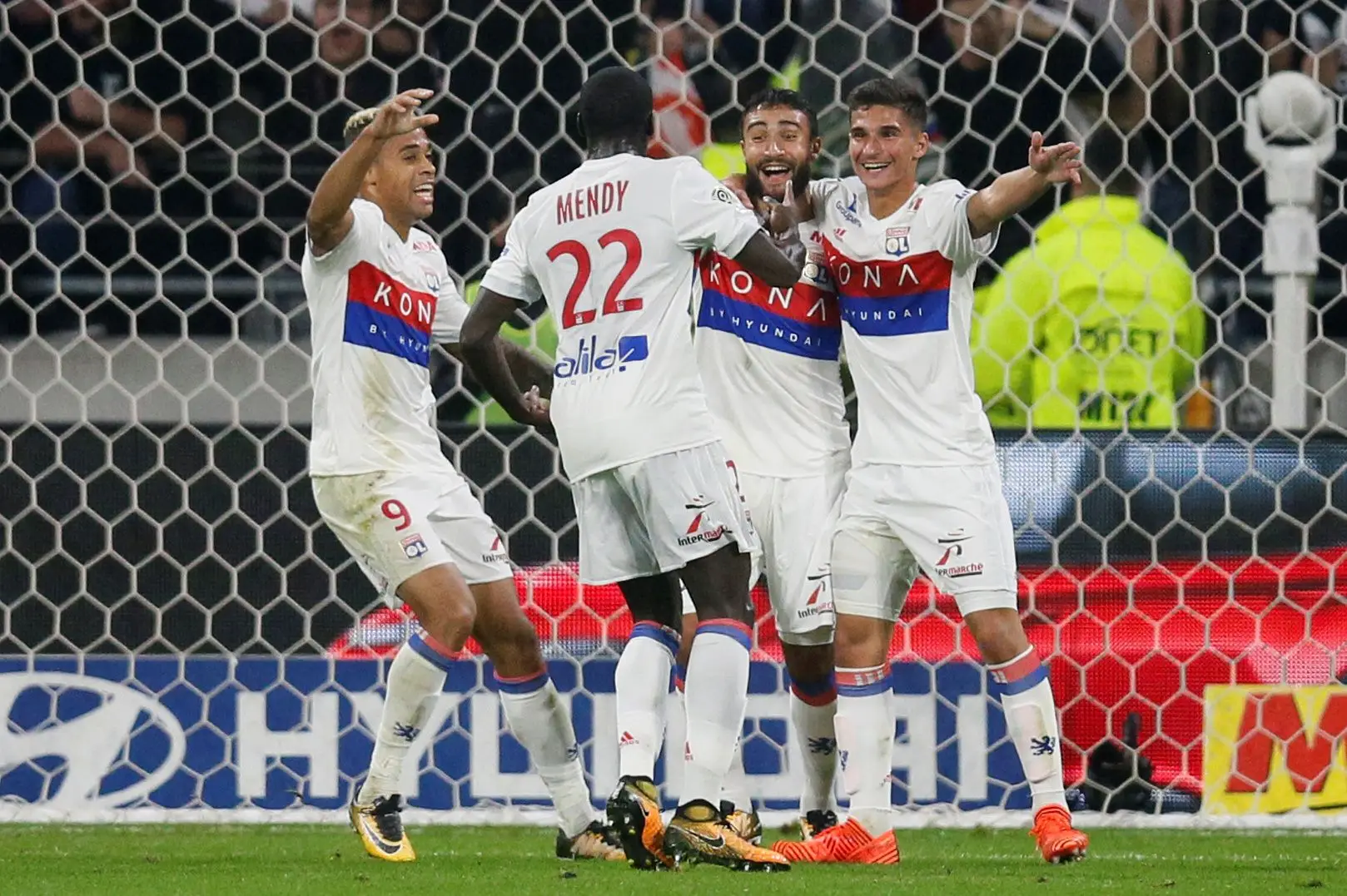 Lyon vence Mónaco com golo no último minuto