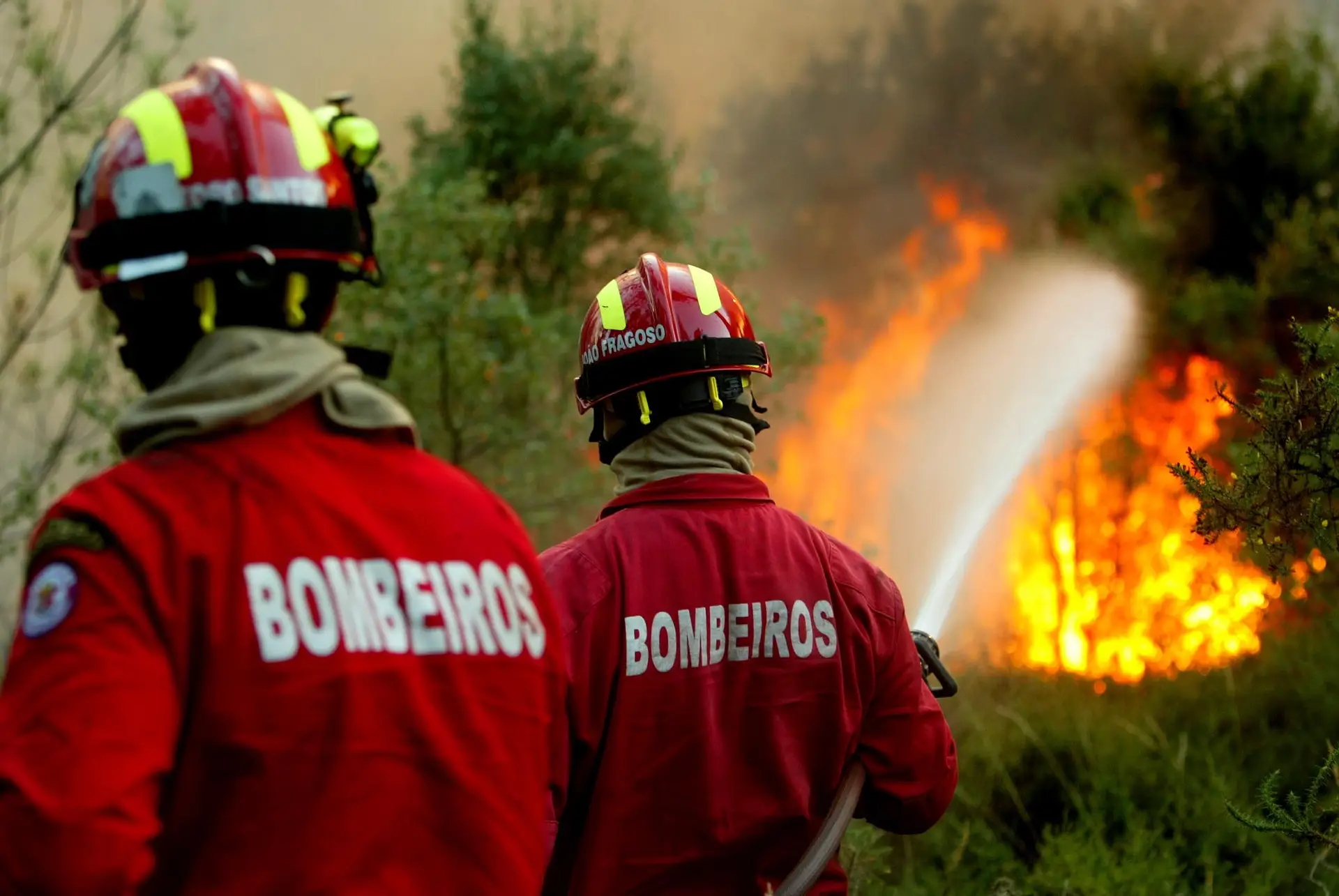 2006: Em junho, em Famalicão da Serra, no concelho da Guarda, cinco bombeiros chilenos e um bombeiro português morreram ao combaterem um incêndio.