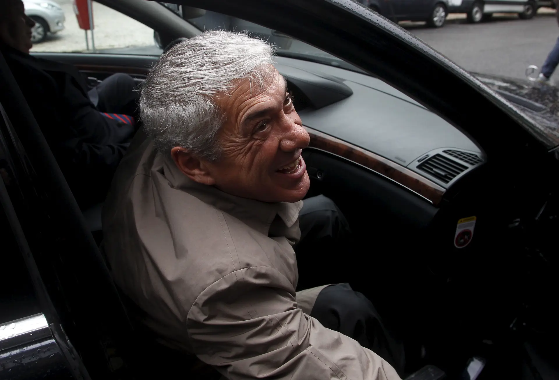 "O Sr. Procurador pretende lançar lama para cima das pessoas"