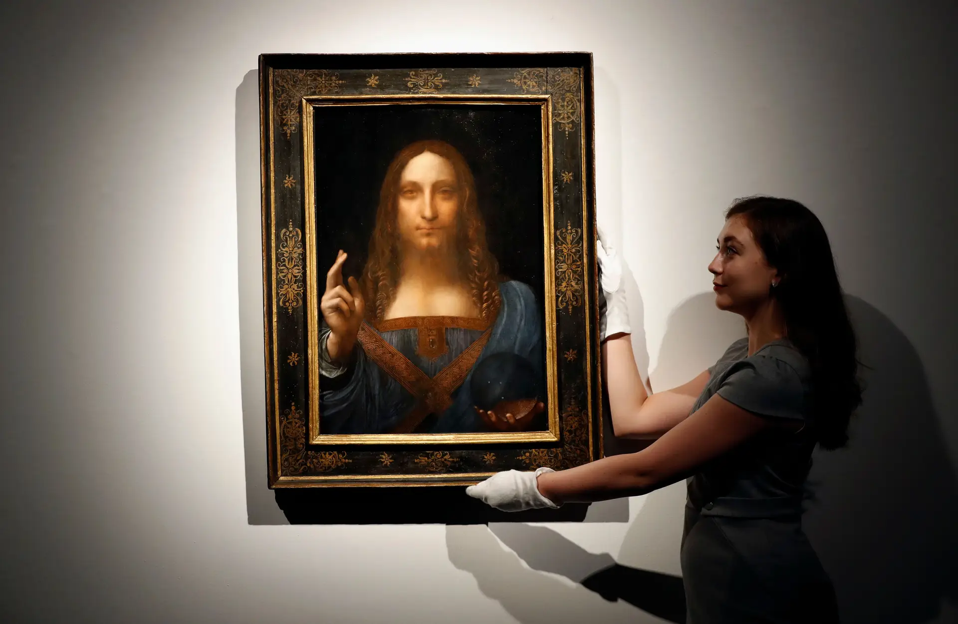 "Salvator Mundi" de Leonardo da Vinci em leilão por 100 milhões de dólares