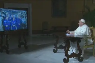 A conversa entre o Papa e seis astronautas a mais de 300 quilómetros da Terra