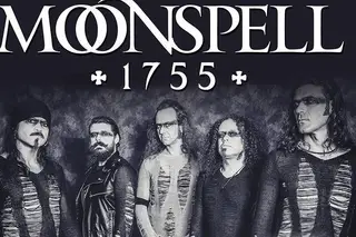 O grande terramoto dos Moonspell, agora em português
