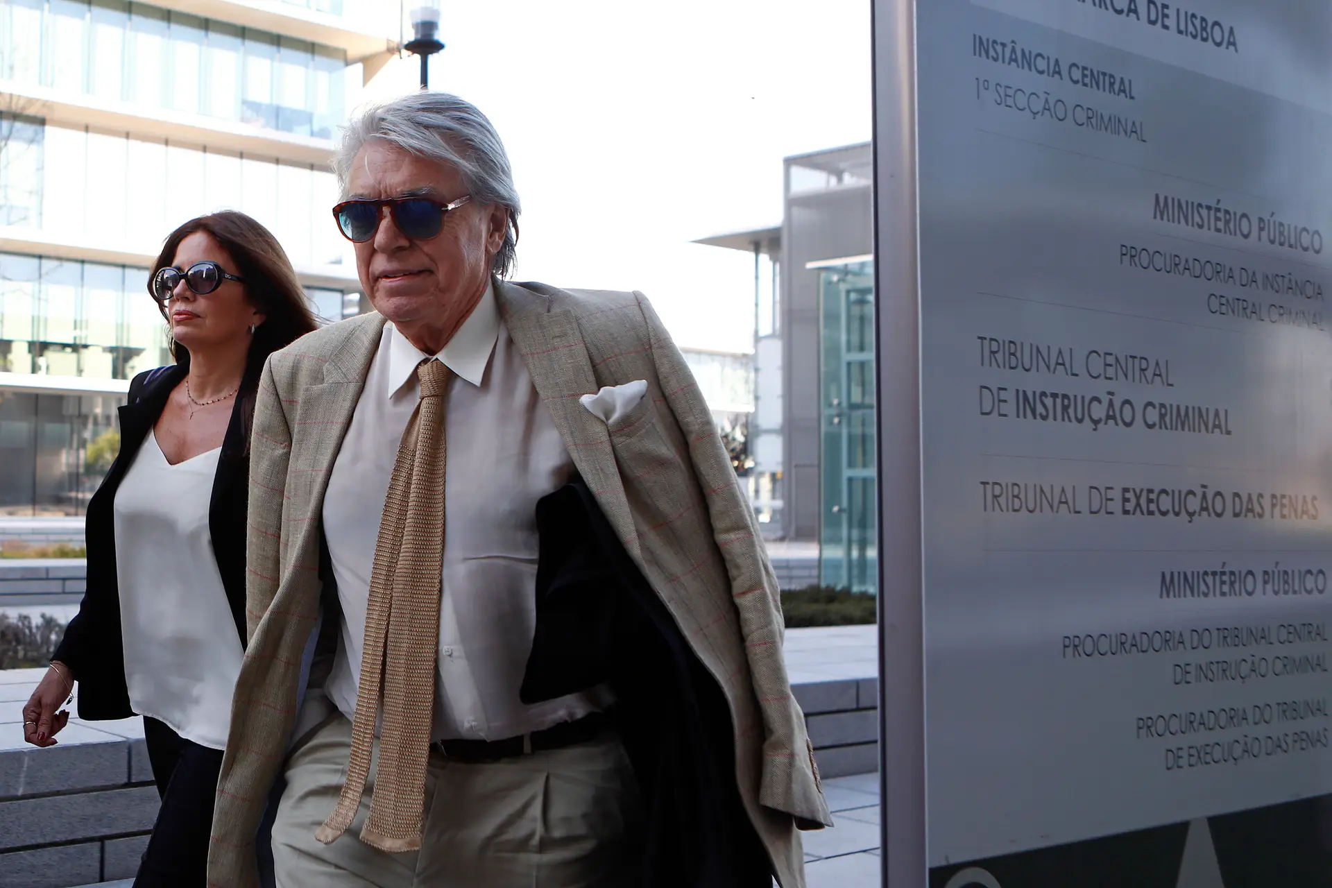 Defesa de Bárbara Guimarães pede pena efetiva para Carrilho