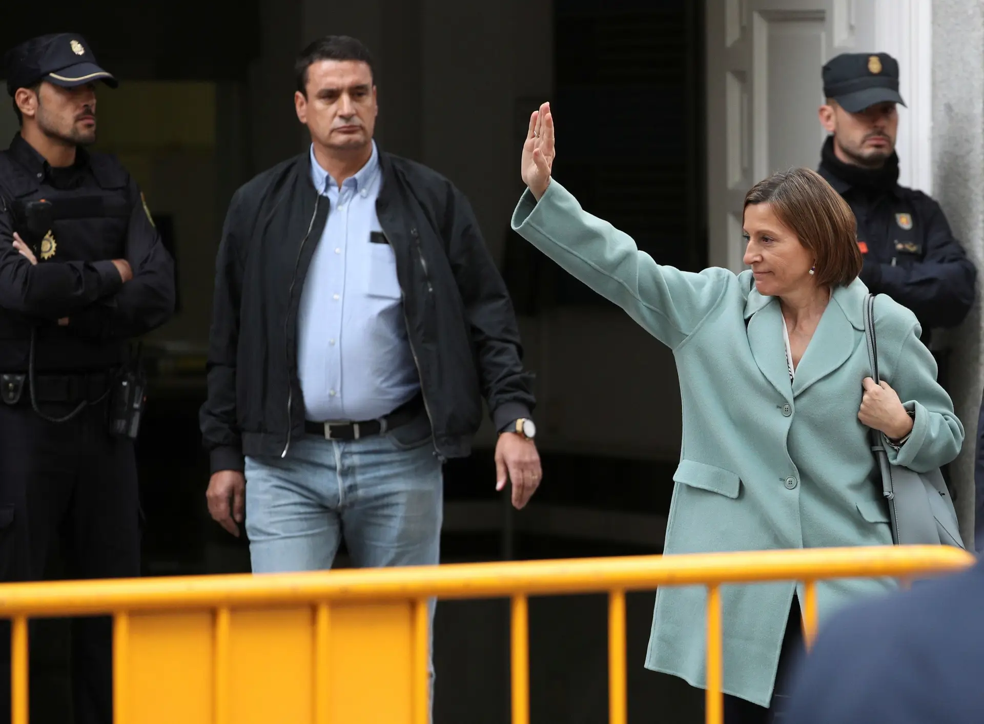 Carme Forcadell, presidente do Parlamento da Catalunha, ficou também sob vigilância policial.