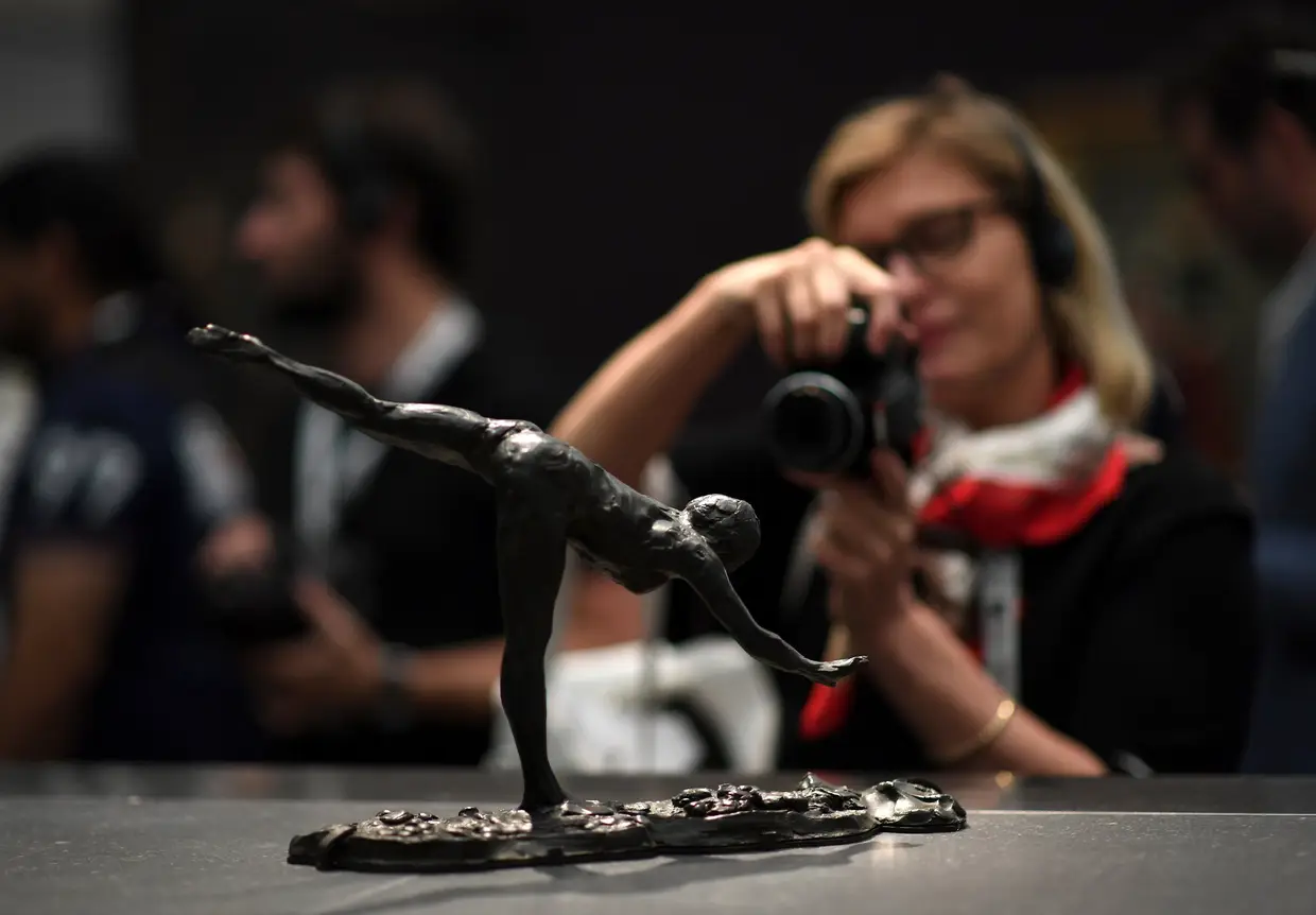 Também estarão presentes o Presidente dos Emirados Árabes Unidos, Mohammed ben Zayed Al-Nahyane, entre outros responsáveis políticos, como o rei Mohammed VI de Marrocos. 