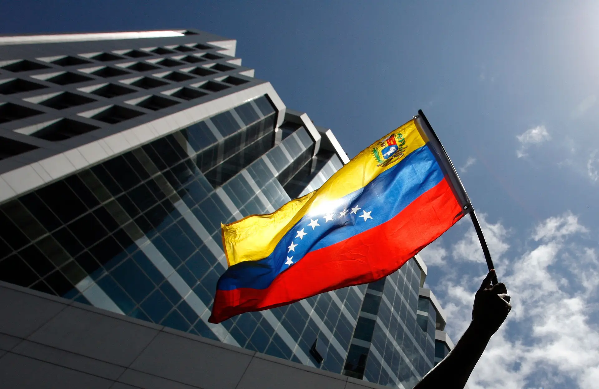Uruguai pressiona Venezuela a pagar dívida em atraso