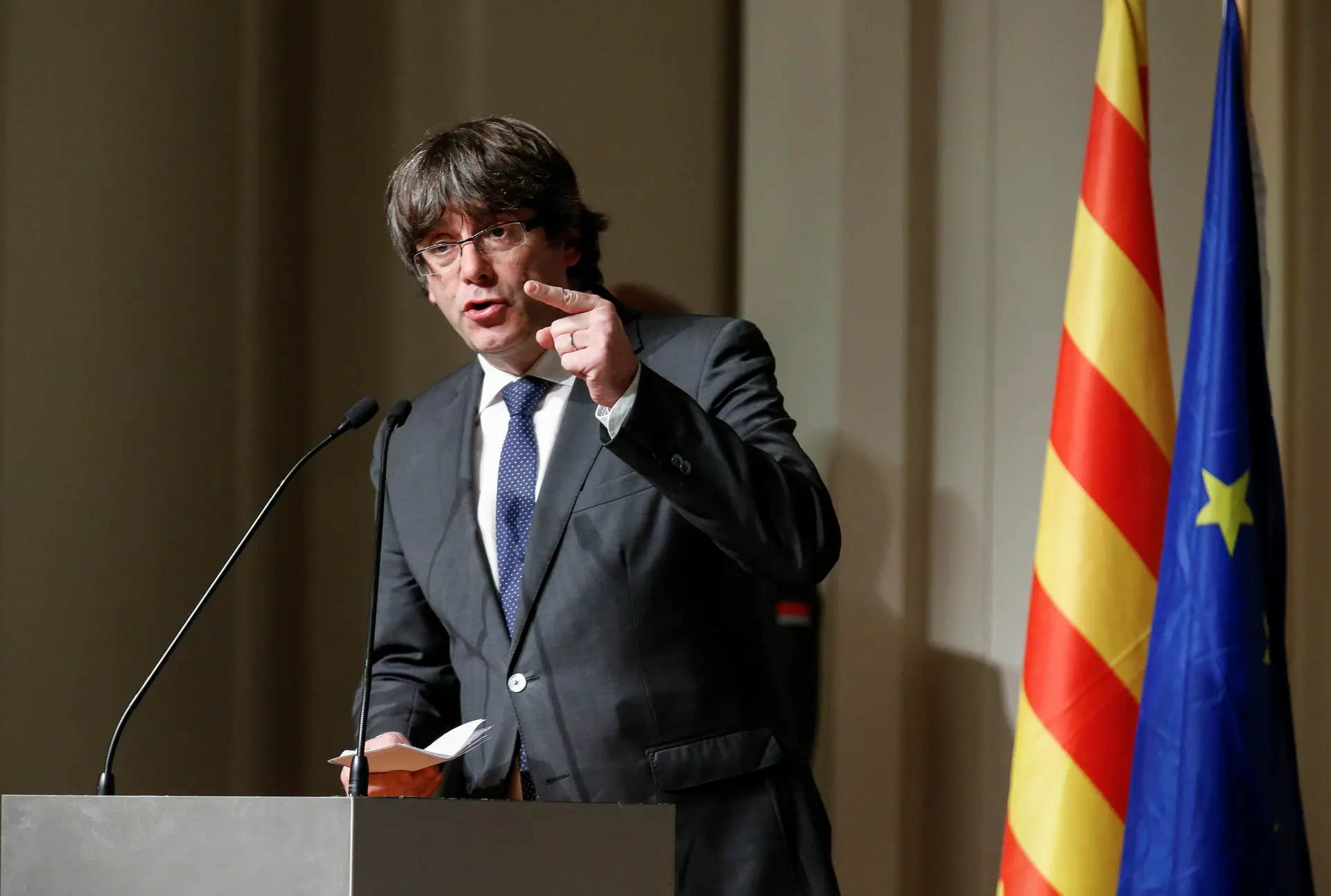 Forcadell e Puigdemont queixam-se de Espanha no Tribunal Europeu de Estrasburgo