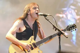 Morreu Malcolm Young, guitarrista e cofundador dos AC/DC