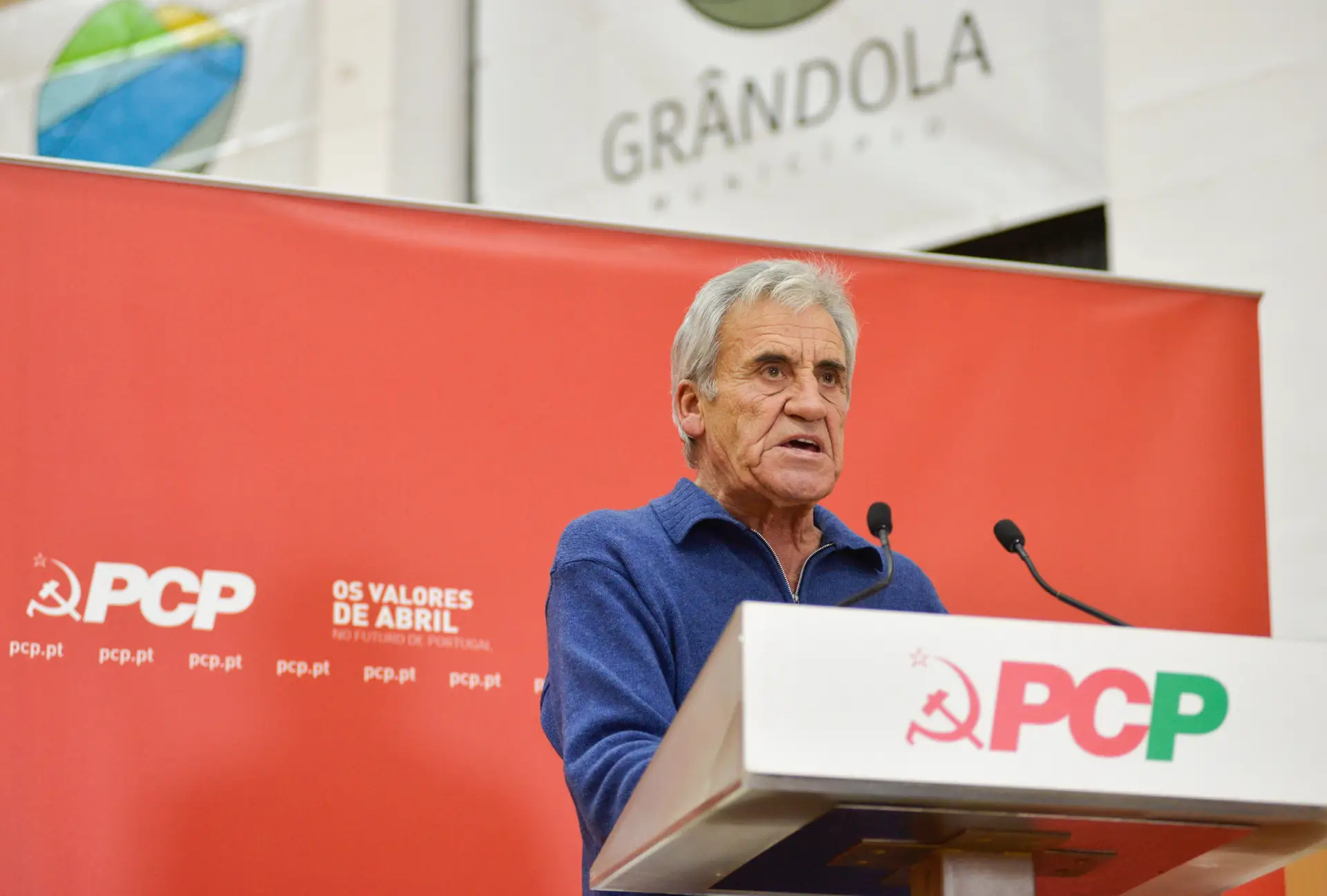 PCP diz que proposta "está longe" da resposta necessária à degradação do país