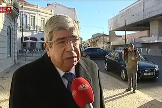 Ferro Rodrigues presta última homenagem ao guitarrista Zé Pedro