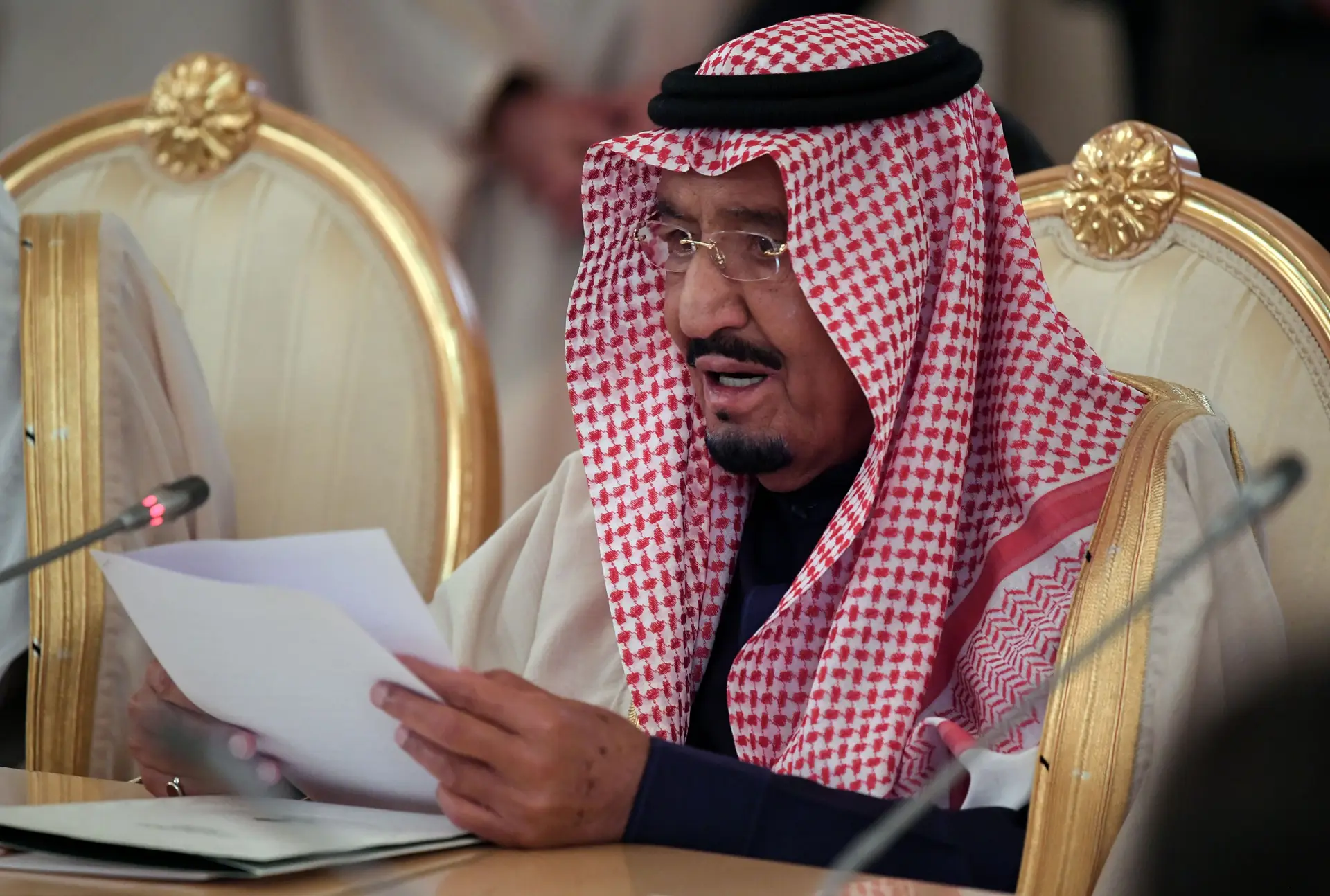 Rei saudita defende que palestinianos têm direito a Jerusalém Leste como capital