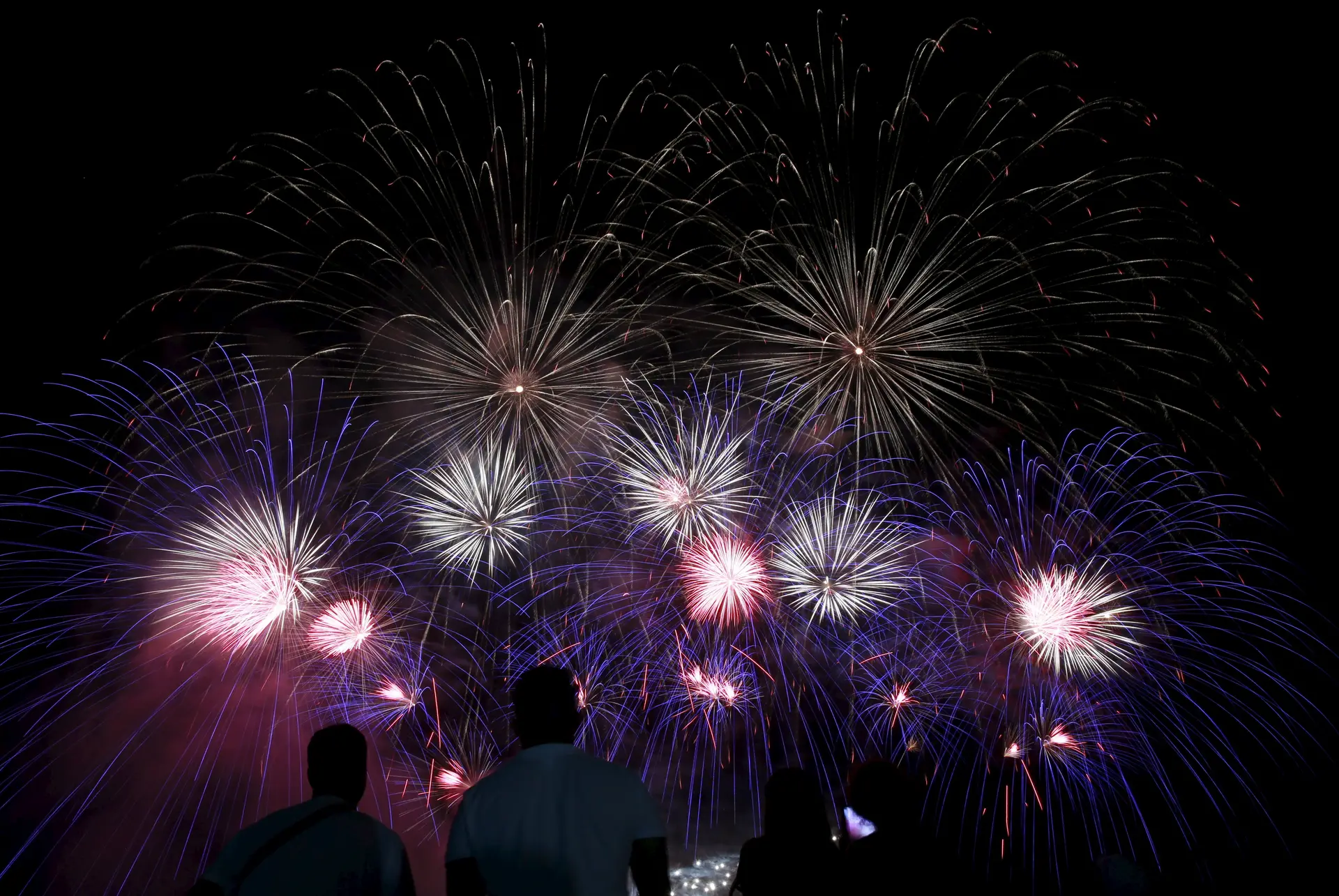 Noite de passagem de ano com baixa possibilidade de chuva