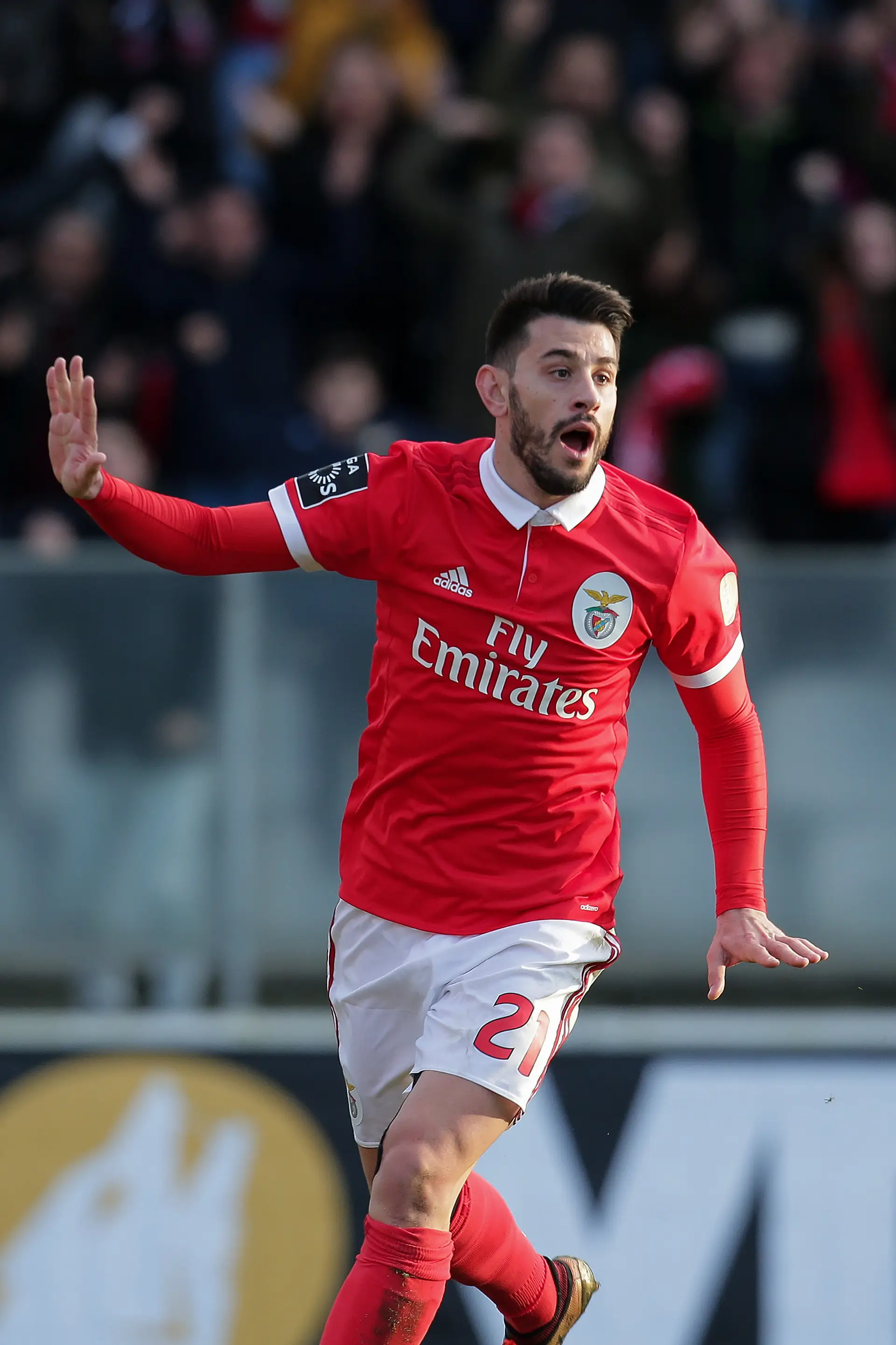 Benfica regressa às vitórias em Moreira de Cónegos