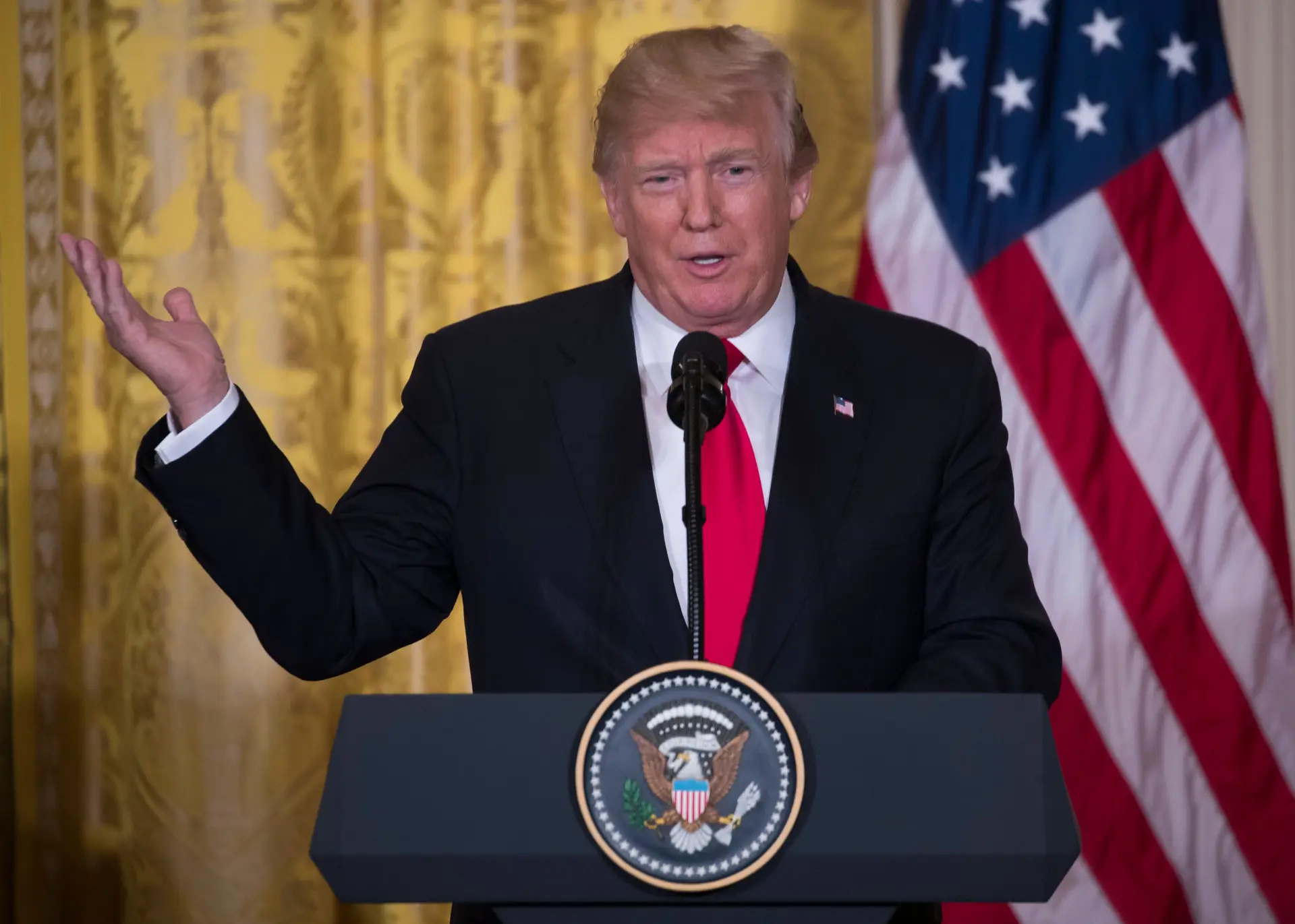 Trump admite que EUA podem "em teoria" retornar ao Acordo de Paris