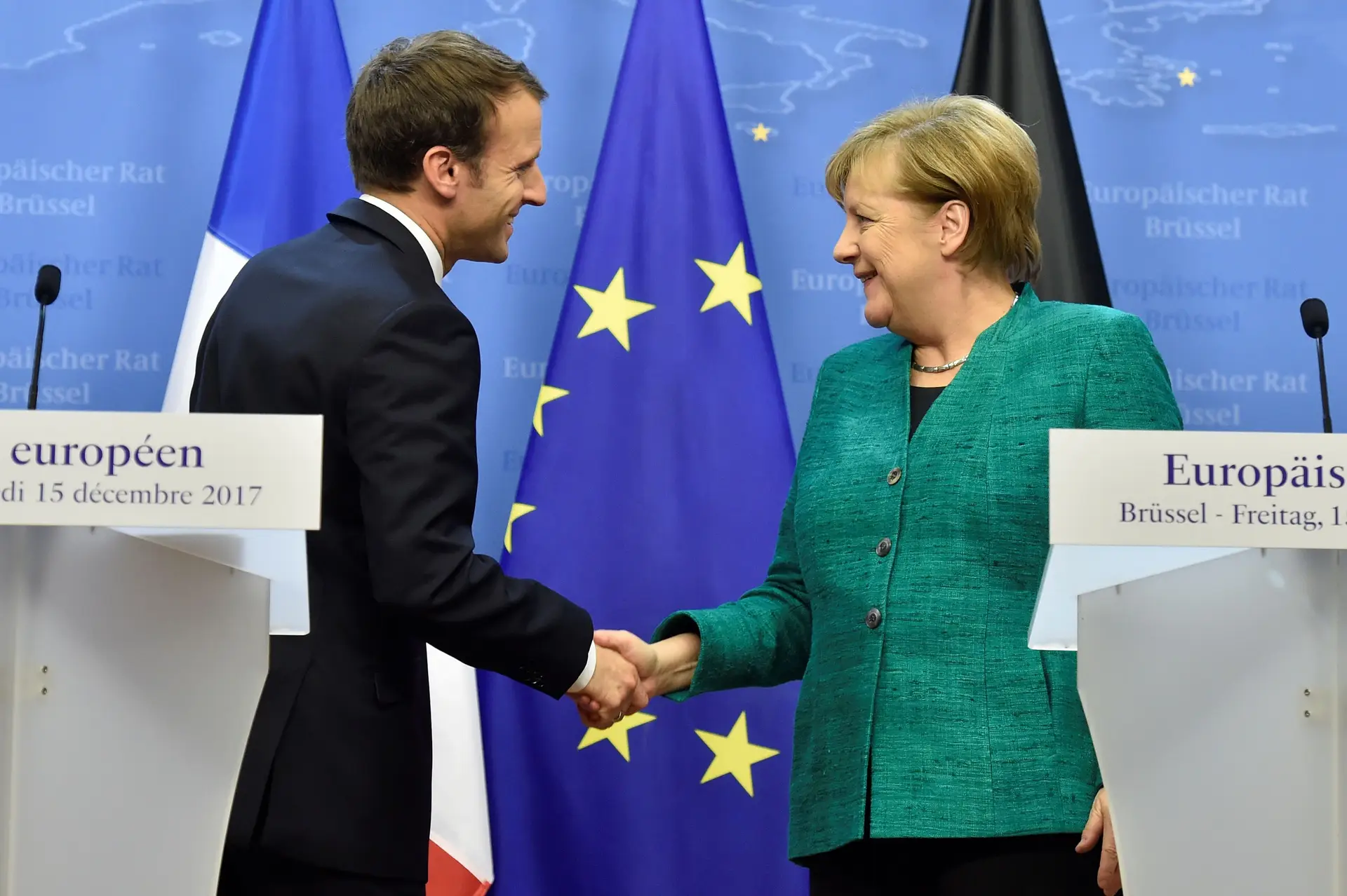 Emmanuel Macron e Angela Merkel