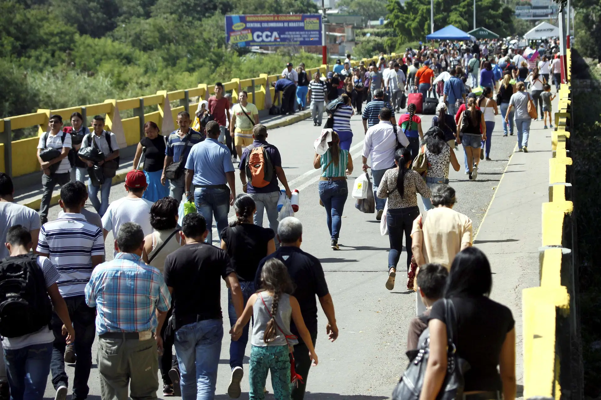 Mais de 100 mil venezuelanos abandonaram o país por dia em 2017