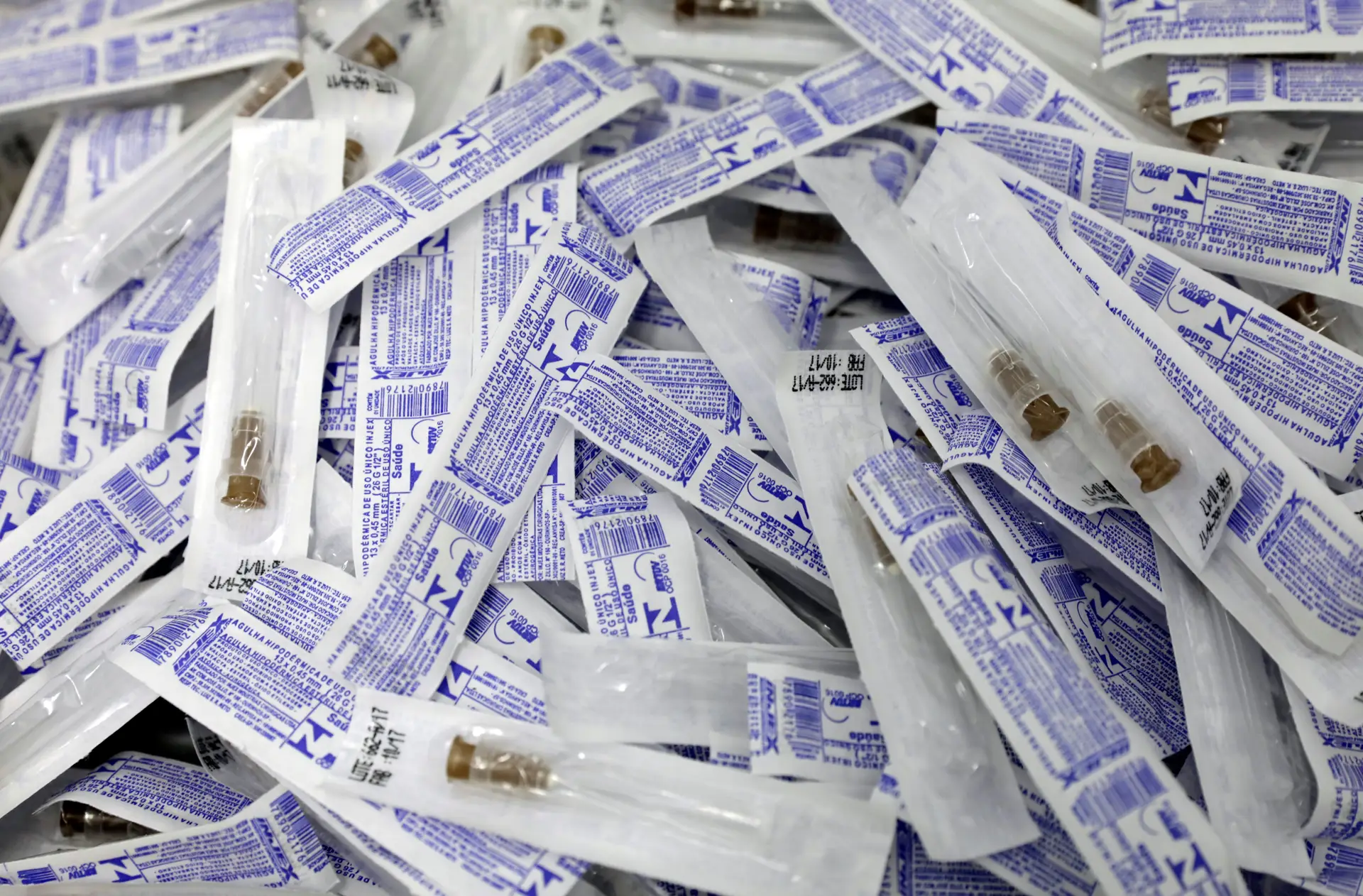 DGS recomenda vacina da febre amarela a quem viaja para o Brasil