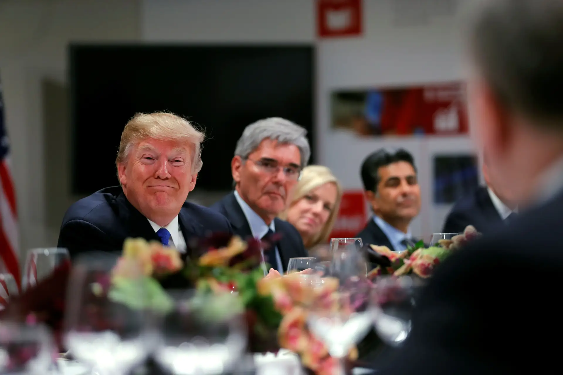 Donald Trump num jantar com empresários e investidores no Fórum Económico Mundial em Davos