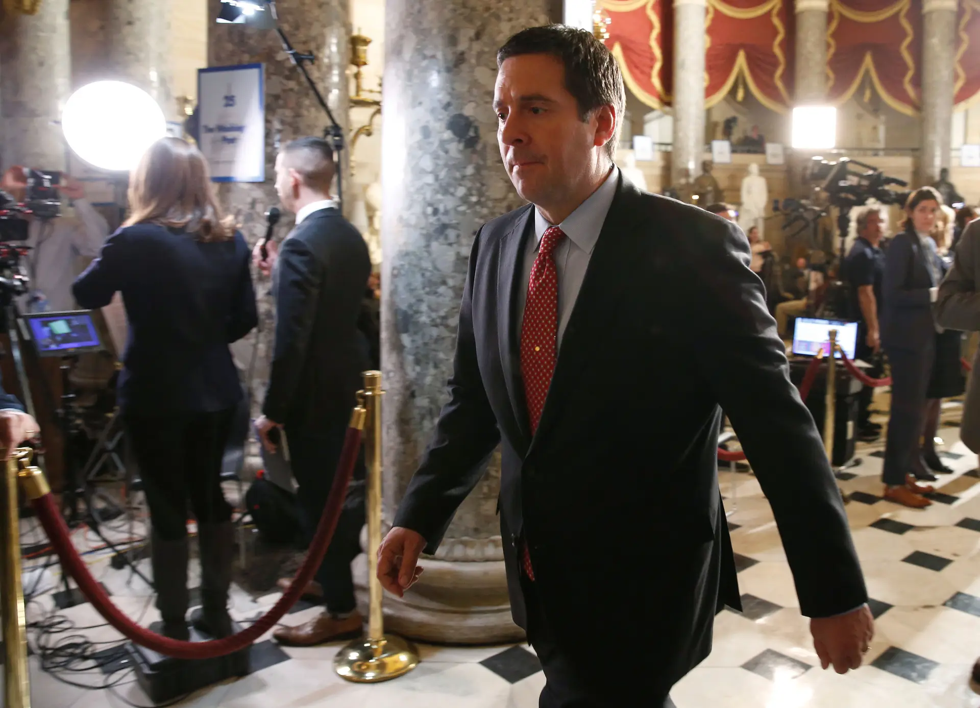Democratas no Congresso pedem afastamento do lusodescendente Devin Nunes