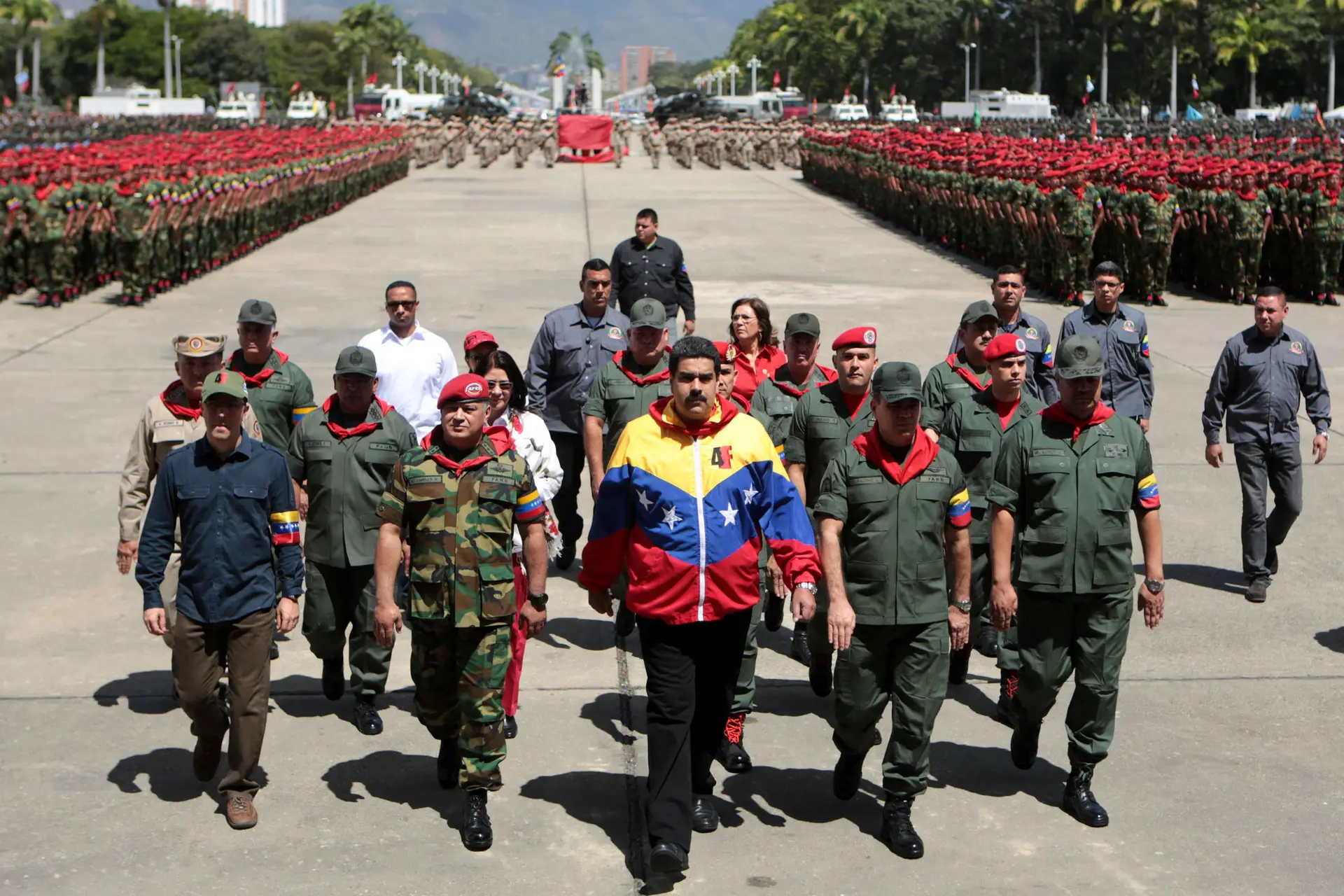 Nicólas Maduro cria novo partido para impulsionar reeleição presidencial