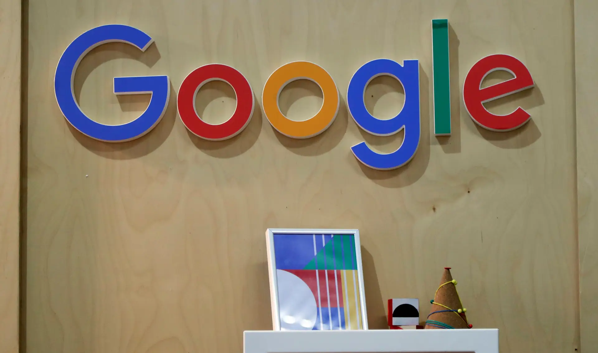 Google garante que vai abrir centro de operações e não call center em Portugal