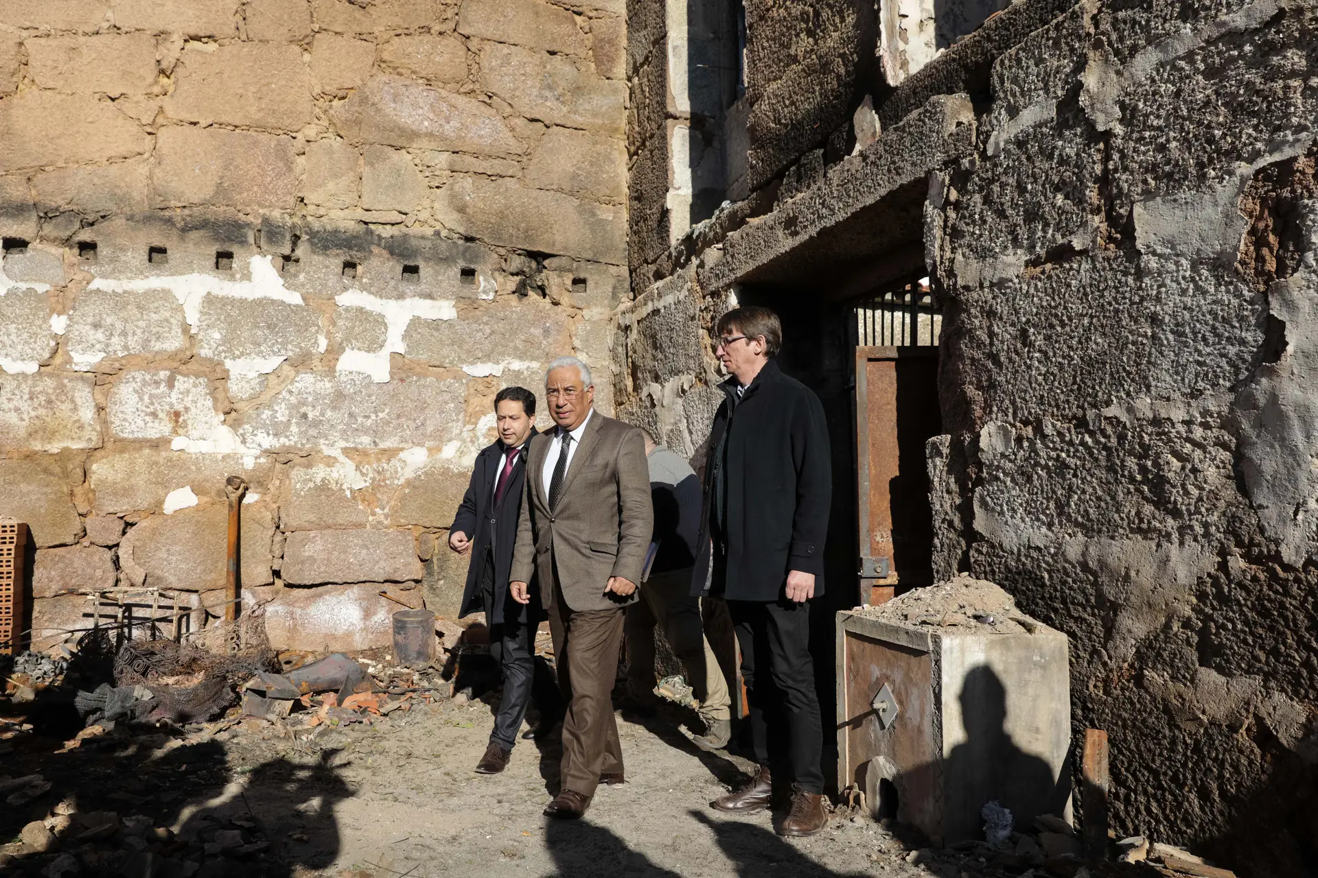 Costa recebe Associação das Vítimas dos Incêndios de outubro