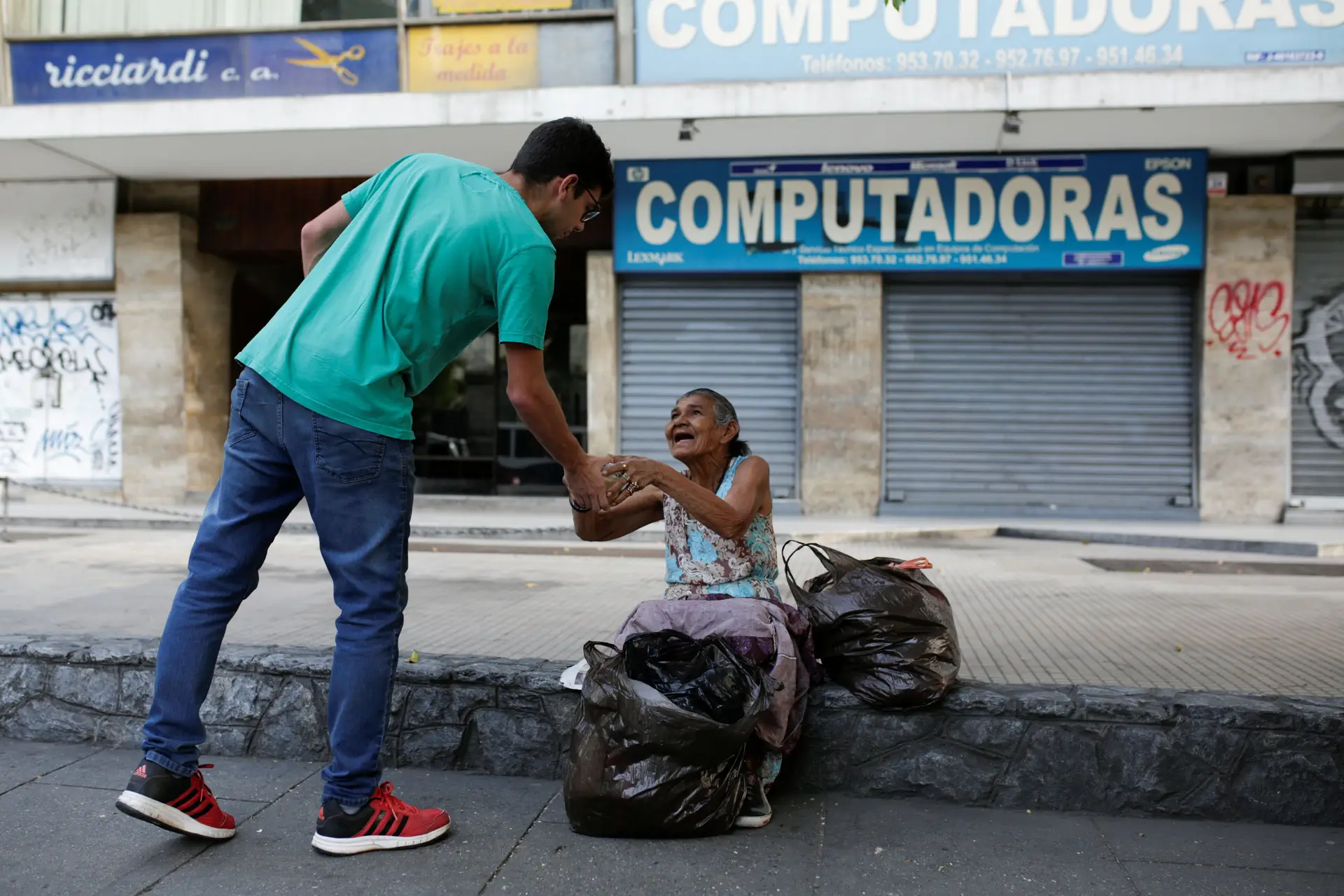 Mais de metade dos venezuelanos em pobreza extrema