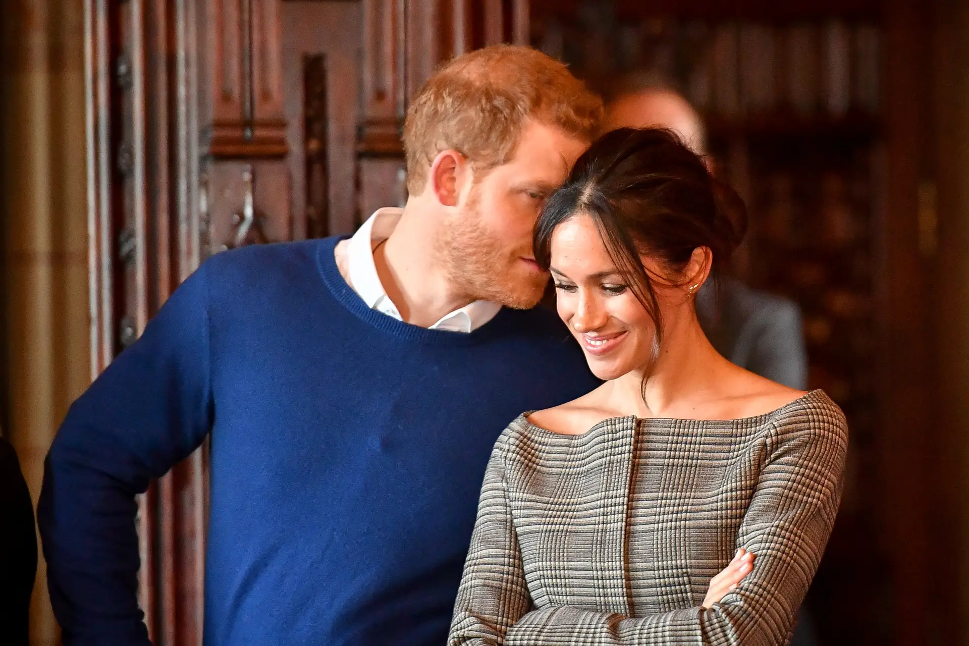 Príncipe Harry e Meghan recebem carta com pó branco