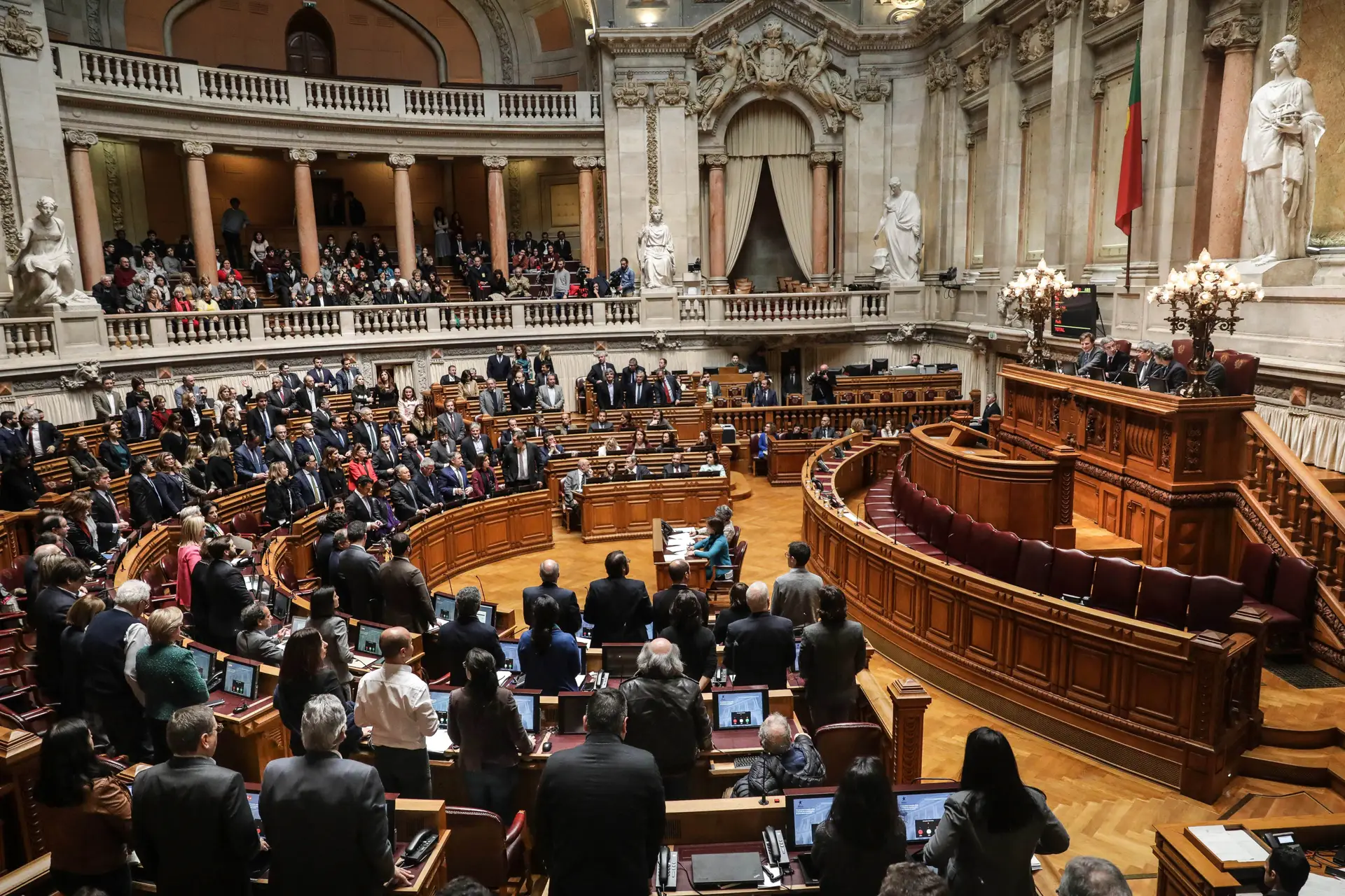 Partidos mantêm isenção do IVA mas só para divulgação da mensagem política
