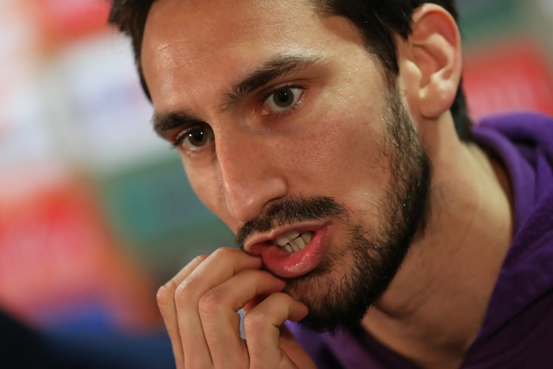 Capitão da Fiorentina morre aos 31 anos vítima de "doença súbita"