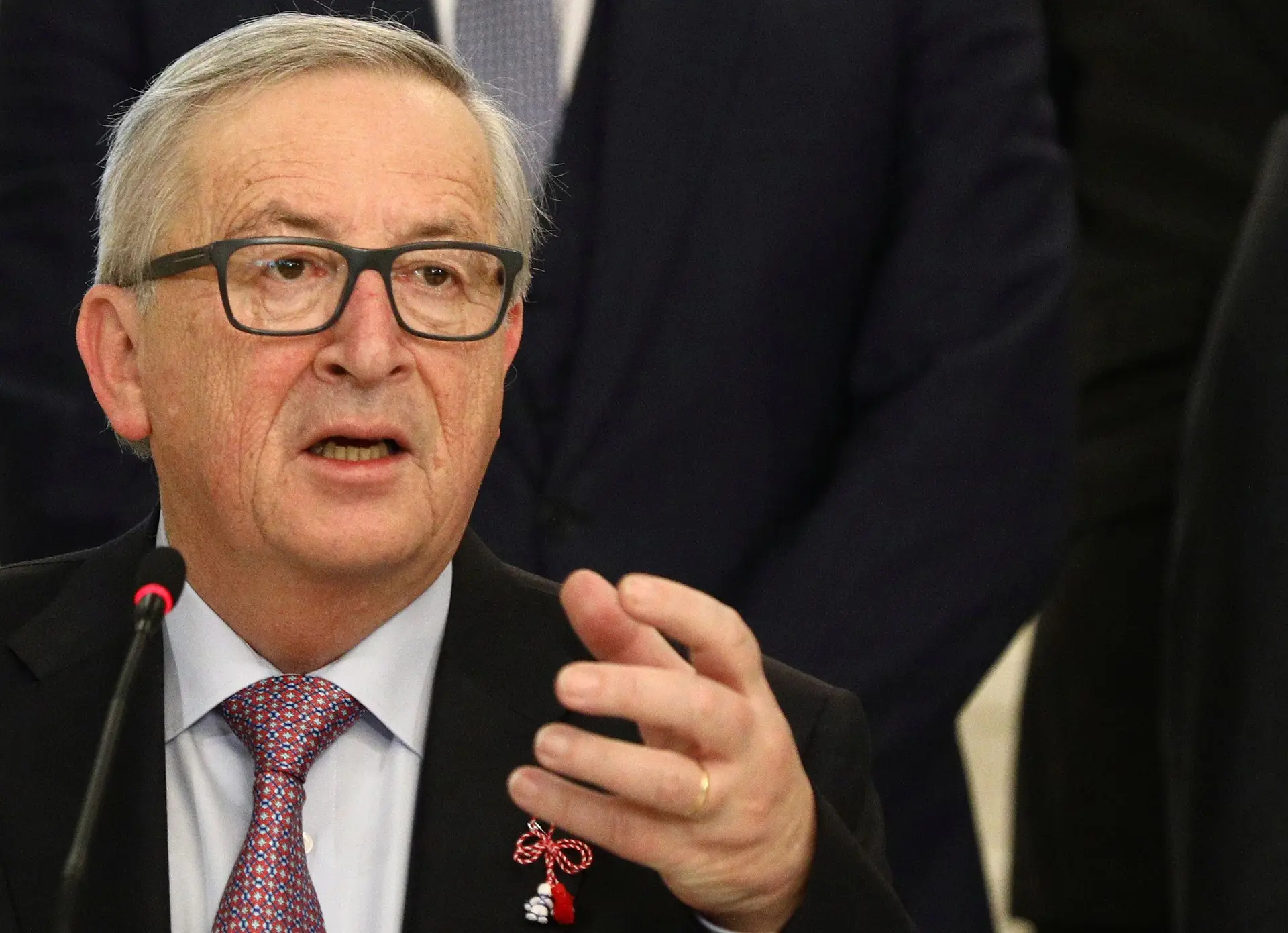 Presidente da Comissão Europeia apela a cessar-fogo "duradouro" na Síria