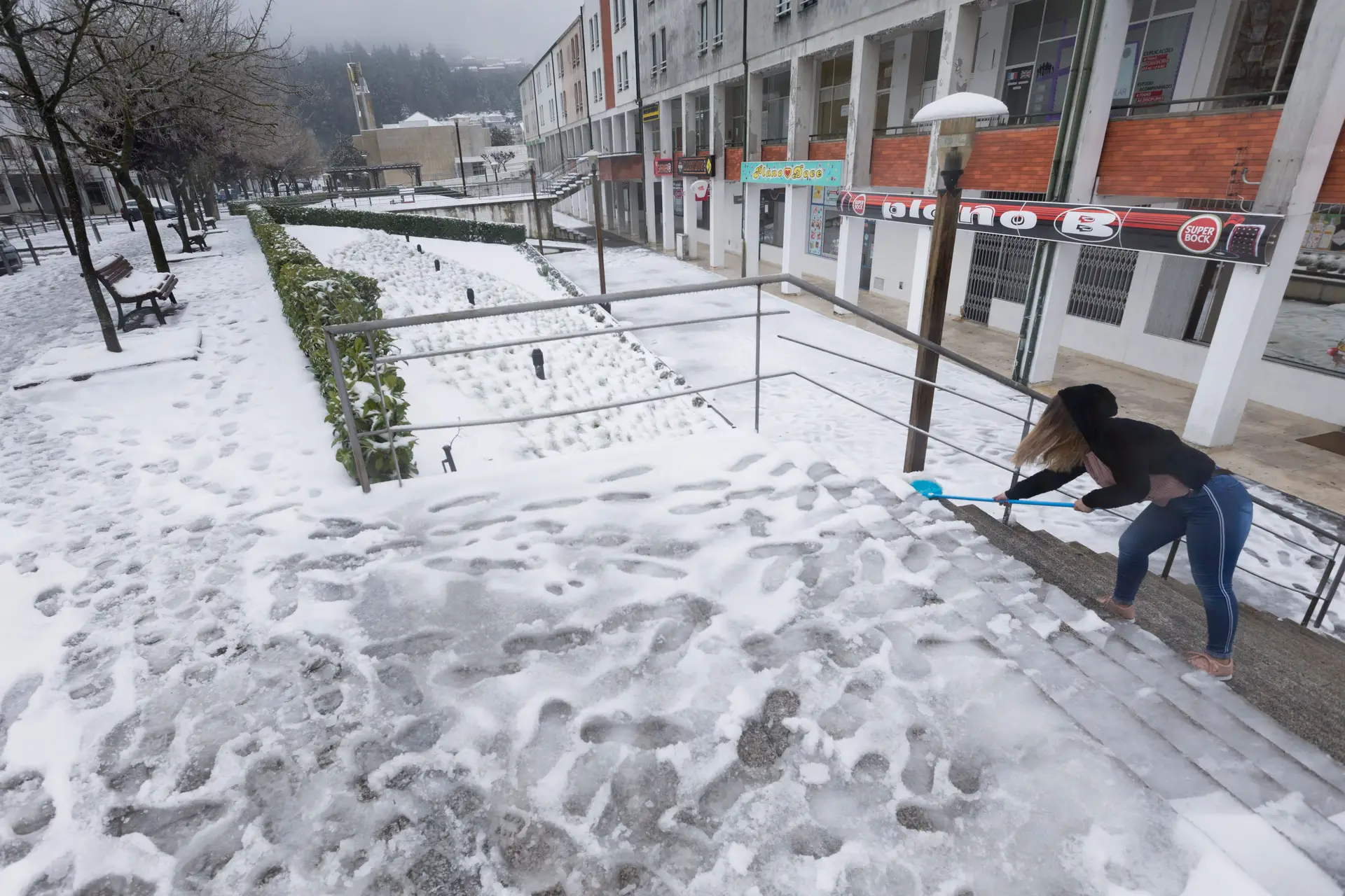 700 alunos em casa e escola fechadas em Montalegre por causa da neve