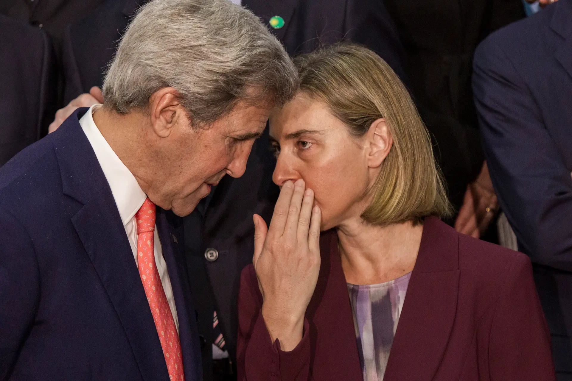 UE considera reunião entre Trump e Kim Jong-Un mais um "desenvolvimento positivo"