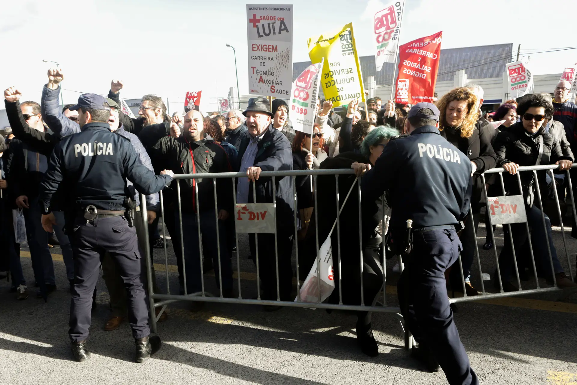 Confrontos e momentos de tensão durante protesto em Lisboa