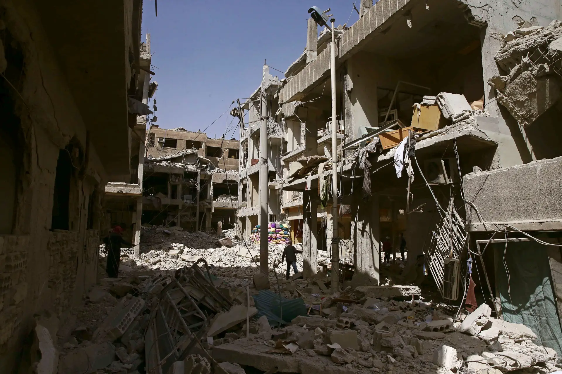 Governo sírio emite ultimato de três dias a grupo rebelde em Ghouta oriental