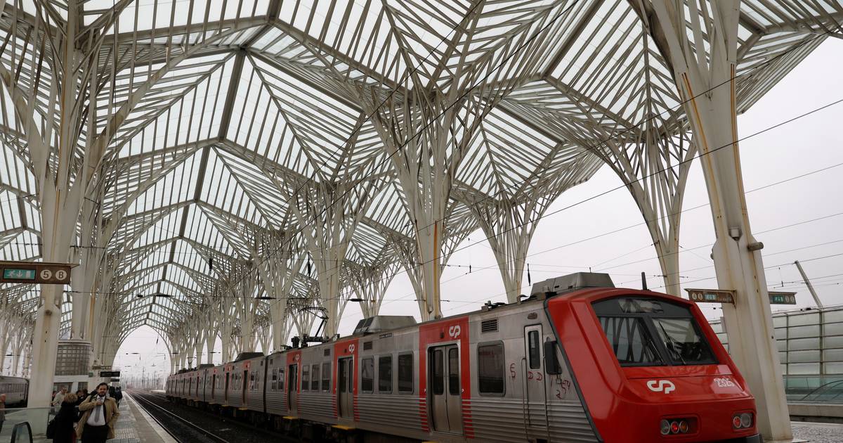 Comboio perde uma das carruagens durante viagem entre Lisboa e Faro
