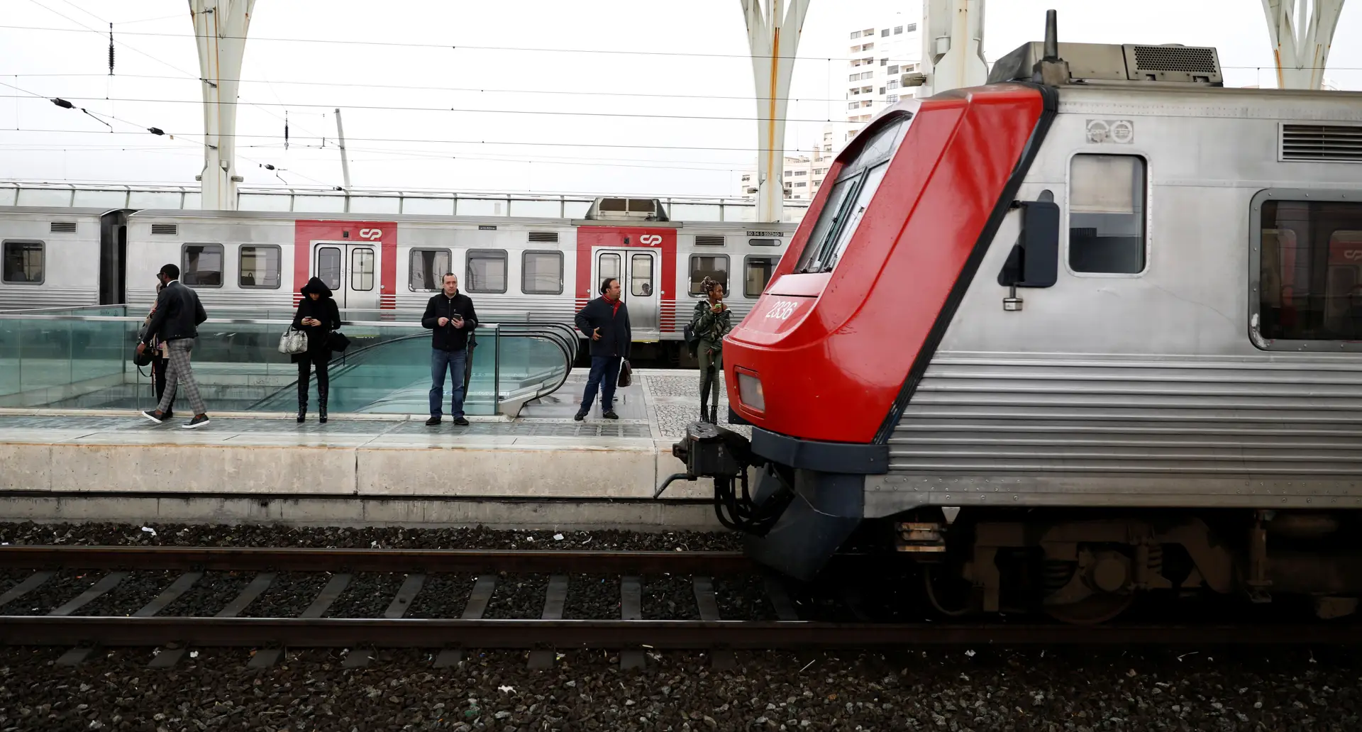 Menos de 20 comboios suprimidos a nível nacional até às 6:00