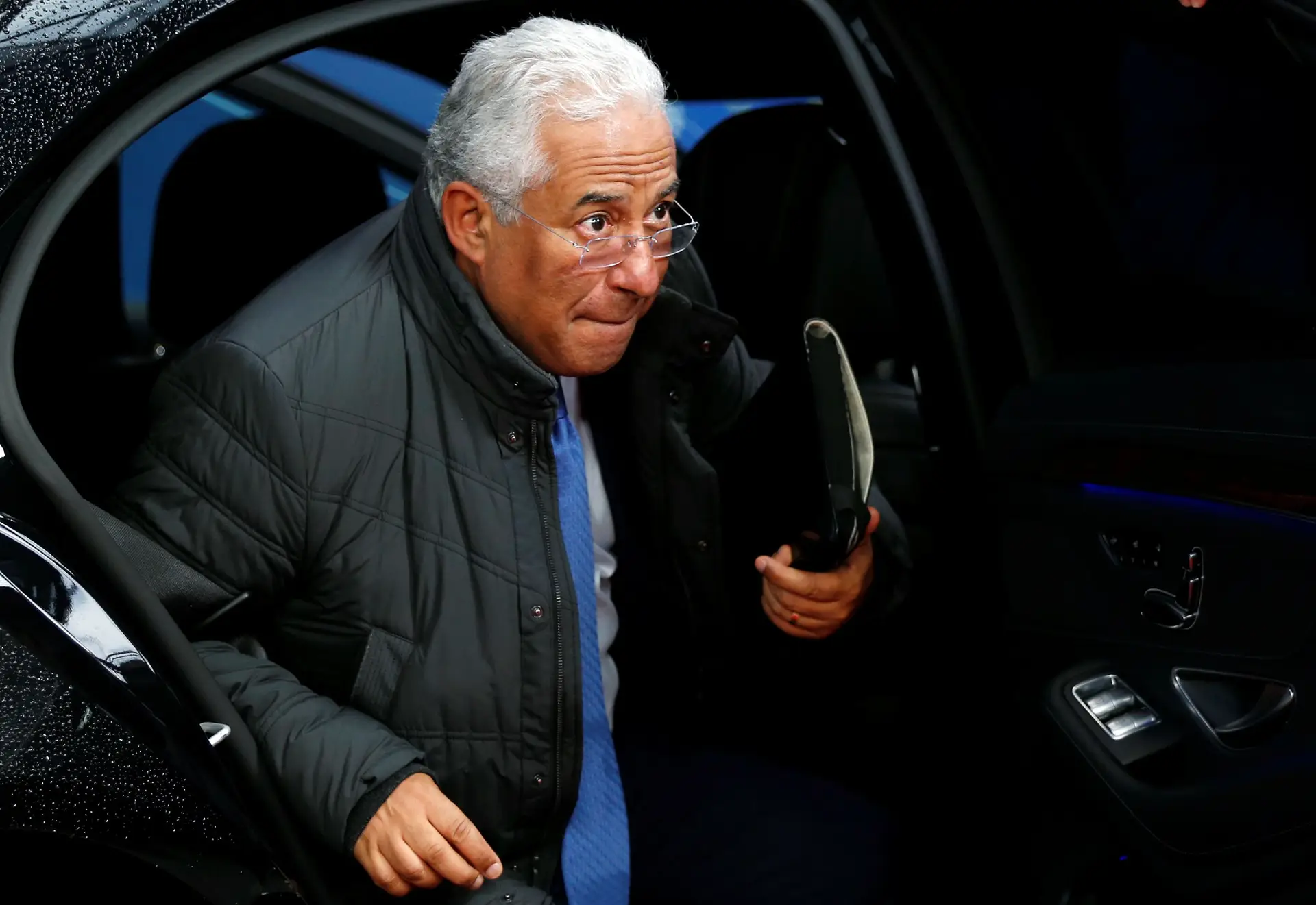 Costa encontra-se hoje com Theresa May para preparar pós-Brexit