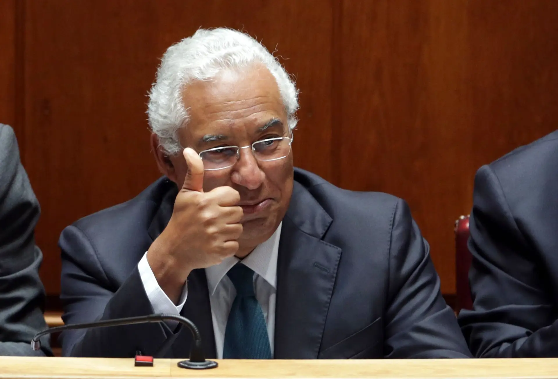 Costa descrito pela The Economist como sobrevivente da social-democracia europeia