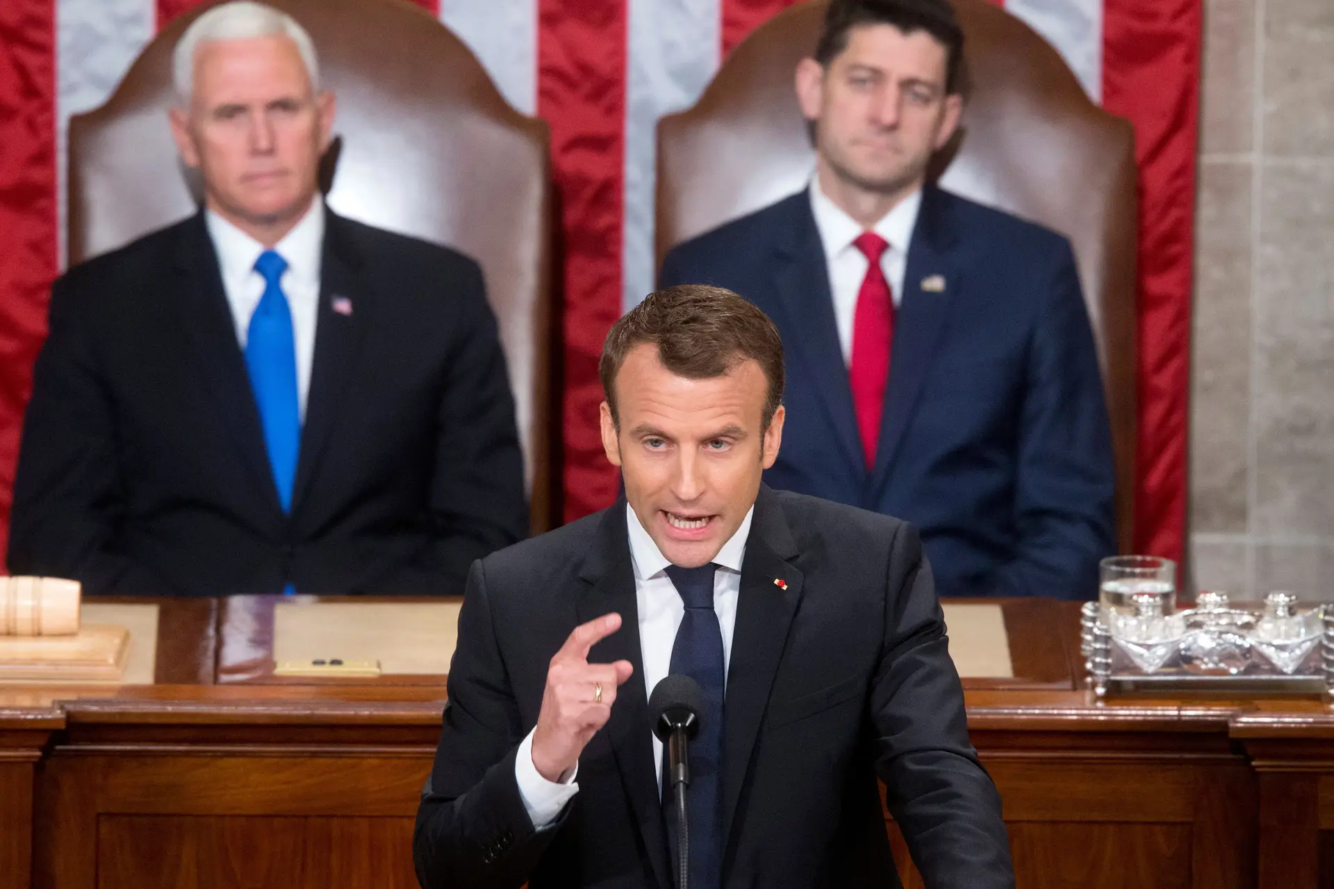 Macron fala em "relação muito especial" entre França e Estados Unidos