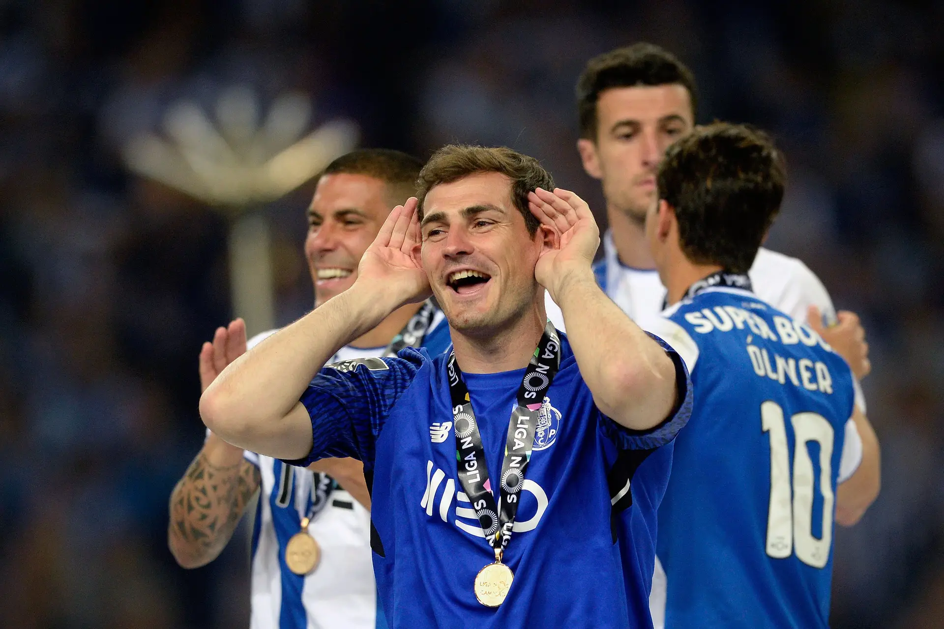 Casillas ainda sem futuro definido mas com "porta aberta" ao FC Porto